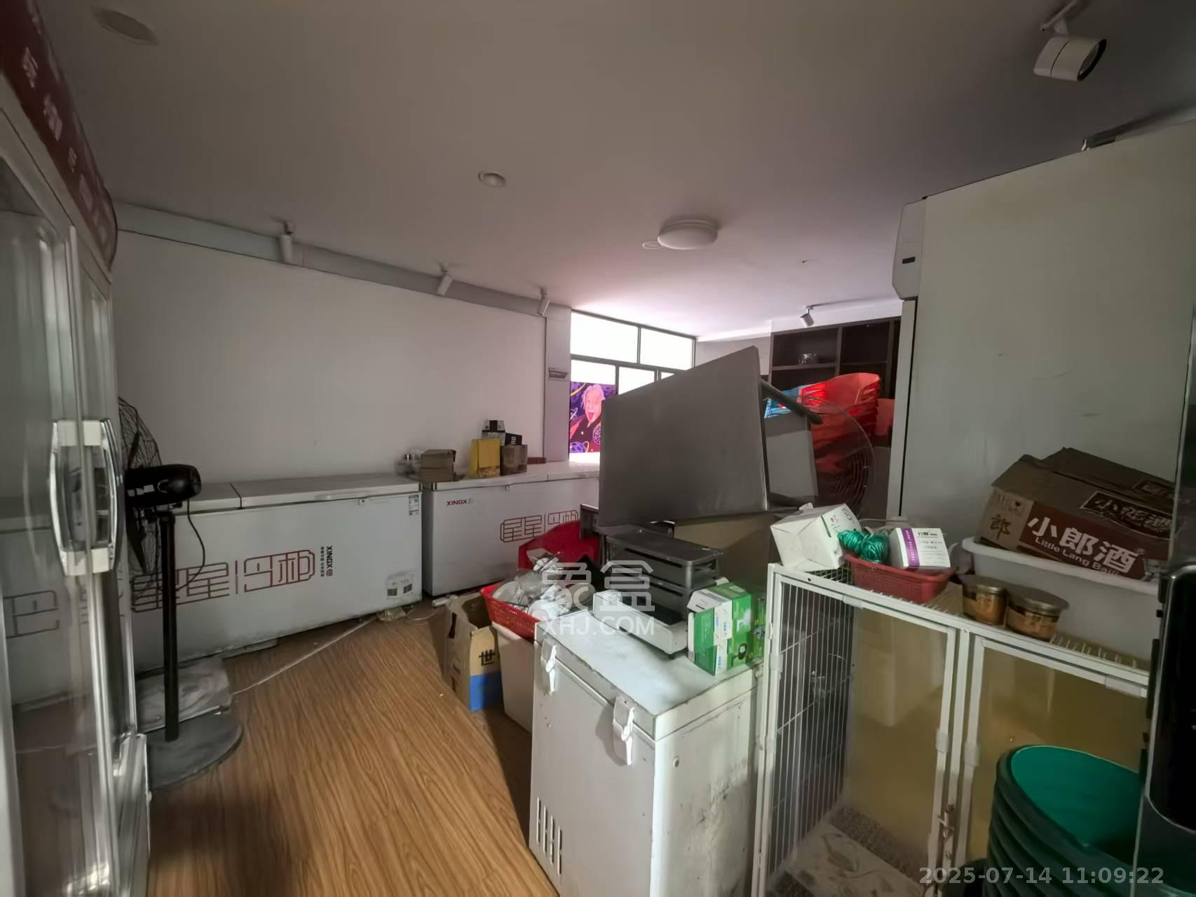 欧陆经典  3室2厅1卫    3100.0元/月 欧陆经典  3室2厅1卫    3100.0元/月室内图