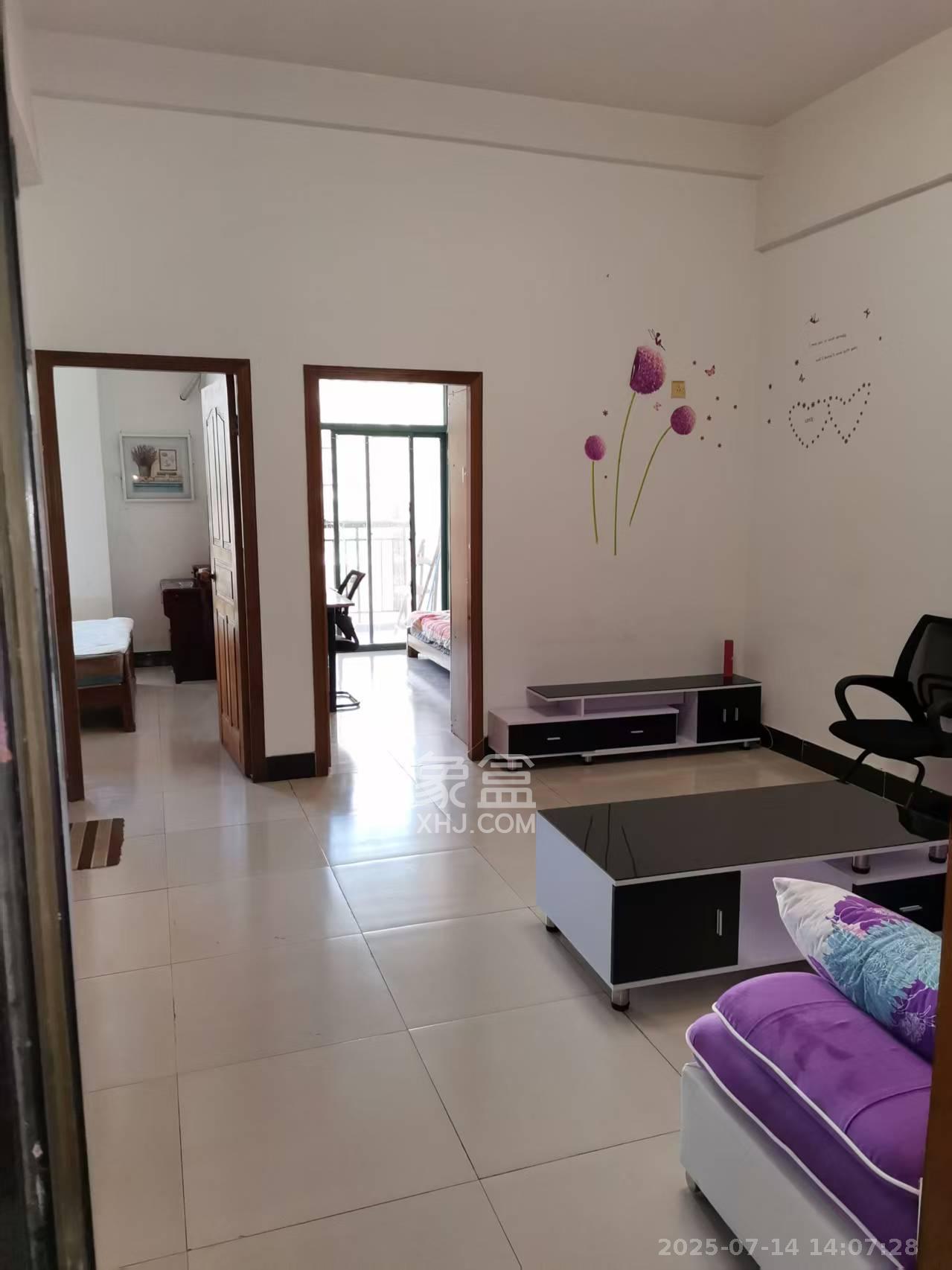 金帆江滨玫瑰园 2室2厅1卫 1600.0元/月 金帆江滨玫瑰园 2室2厅1卫 1600.0元/月室内图