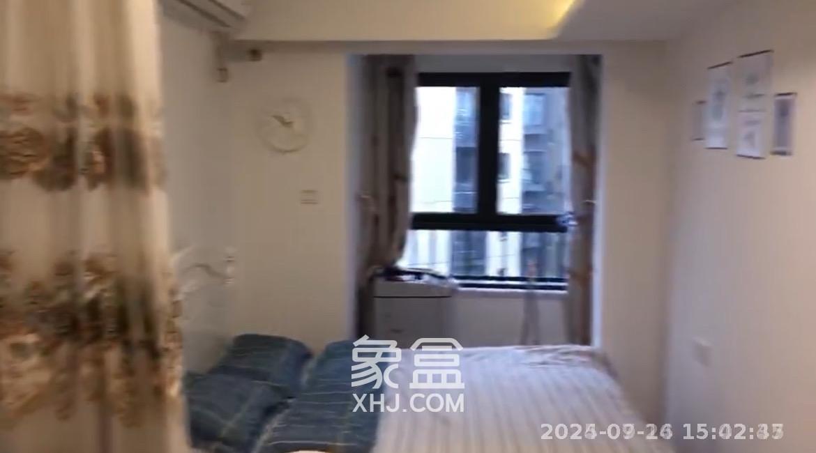 万科金域缇香  1室1厅1卫   1400.00元/月