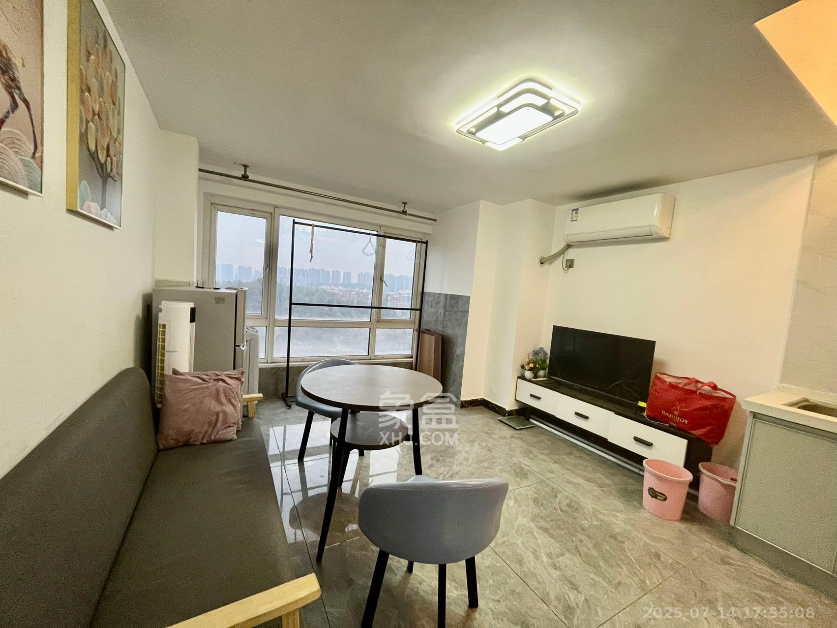 金地铂悦  1室0厅0卫    1500.0元/月 金地铂悦  1室0厅0卫    1500.0元/月