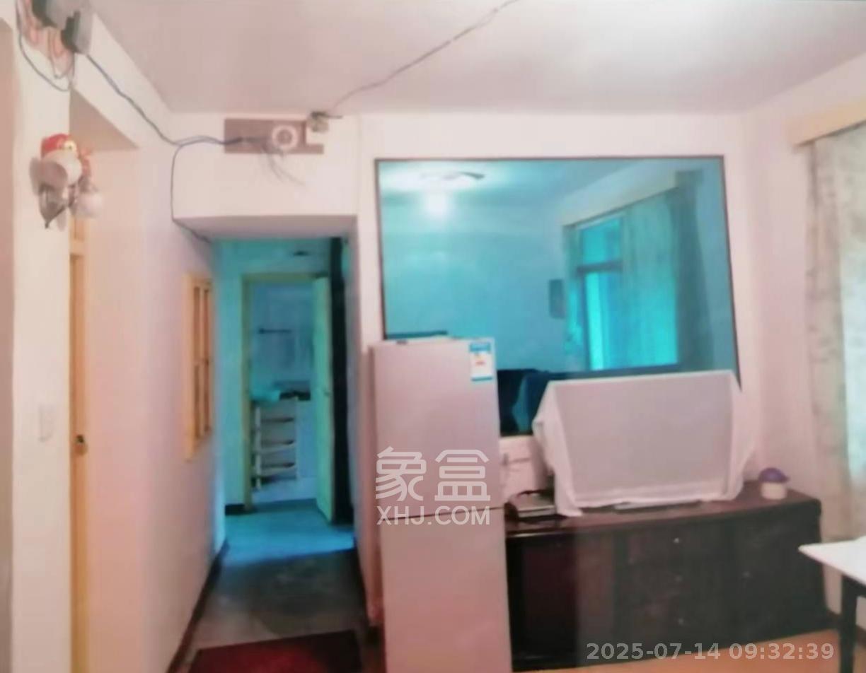 桂花二村 2室1厅1卫 2000.0元/月 桂花二村 2室1厅1卫 2000.0元/月室内图