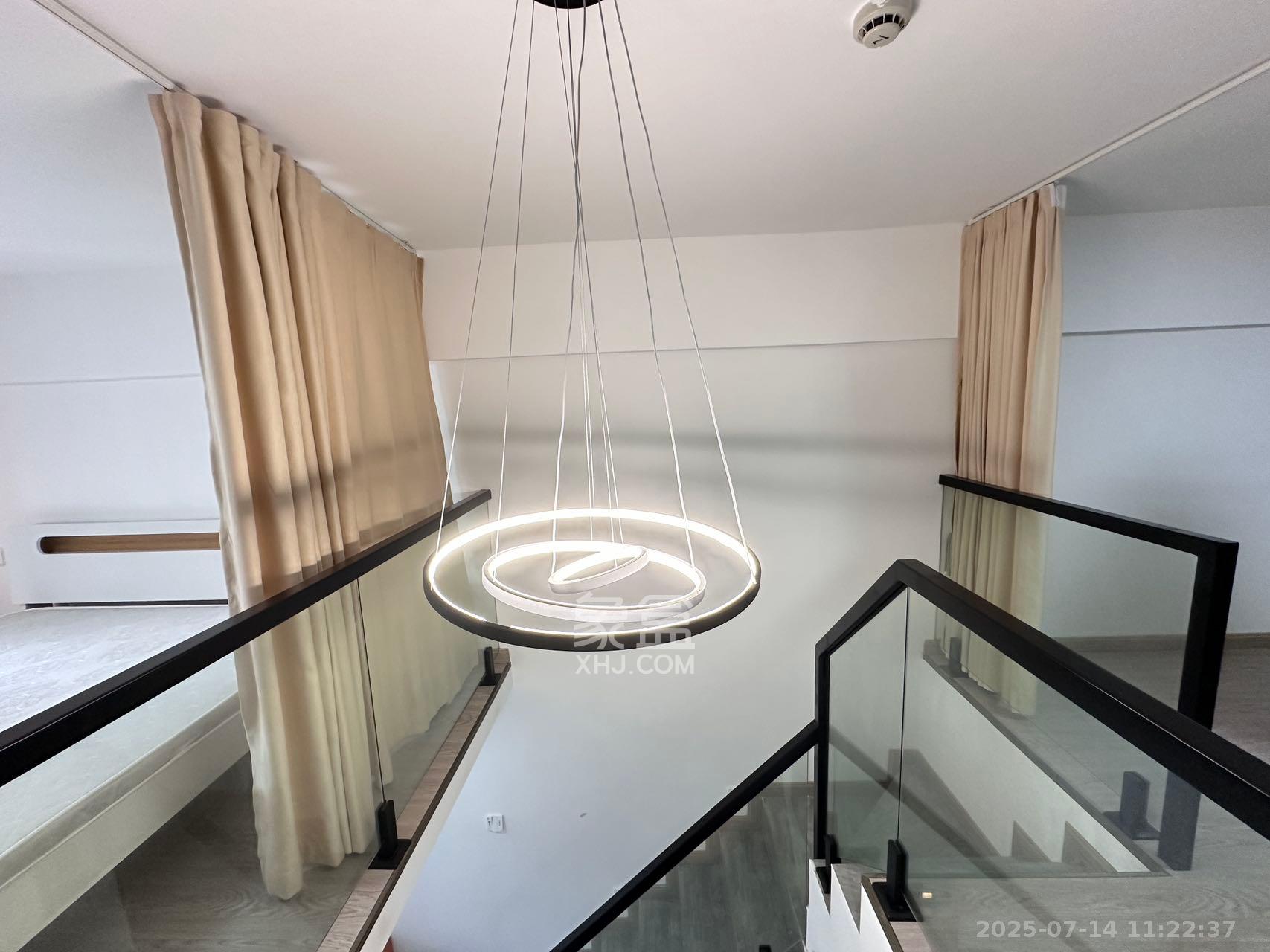 卓越江岸  2室0厅0卫    2200.0元/月 卓越江岸  2室0厅0卫    2200.0元/月室内图