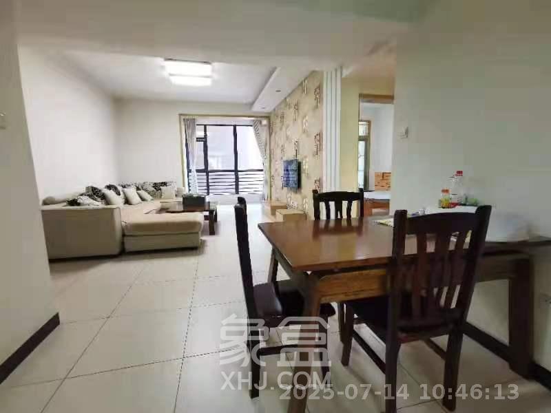 和卉家园  3室2厅1卫   3500.00元/月室内图