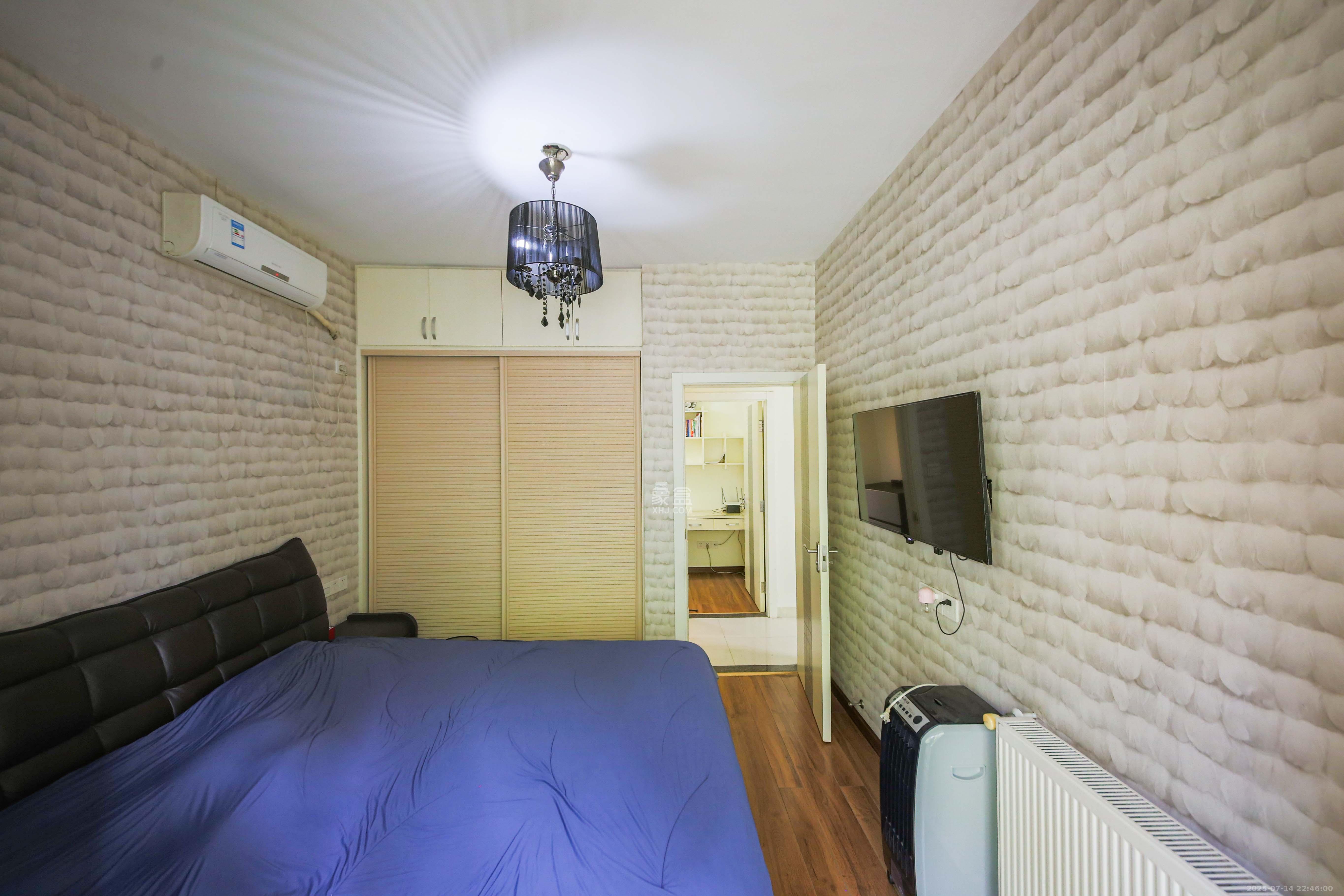 博林金谷  3室2厅1卫    100.0万 博林金谷  3室2厅1卫    100.0万卧室