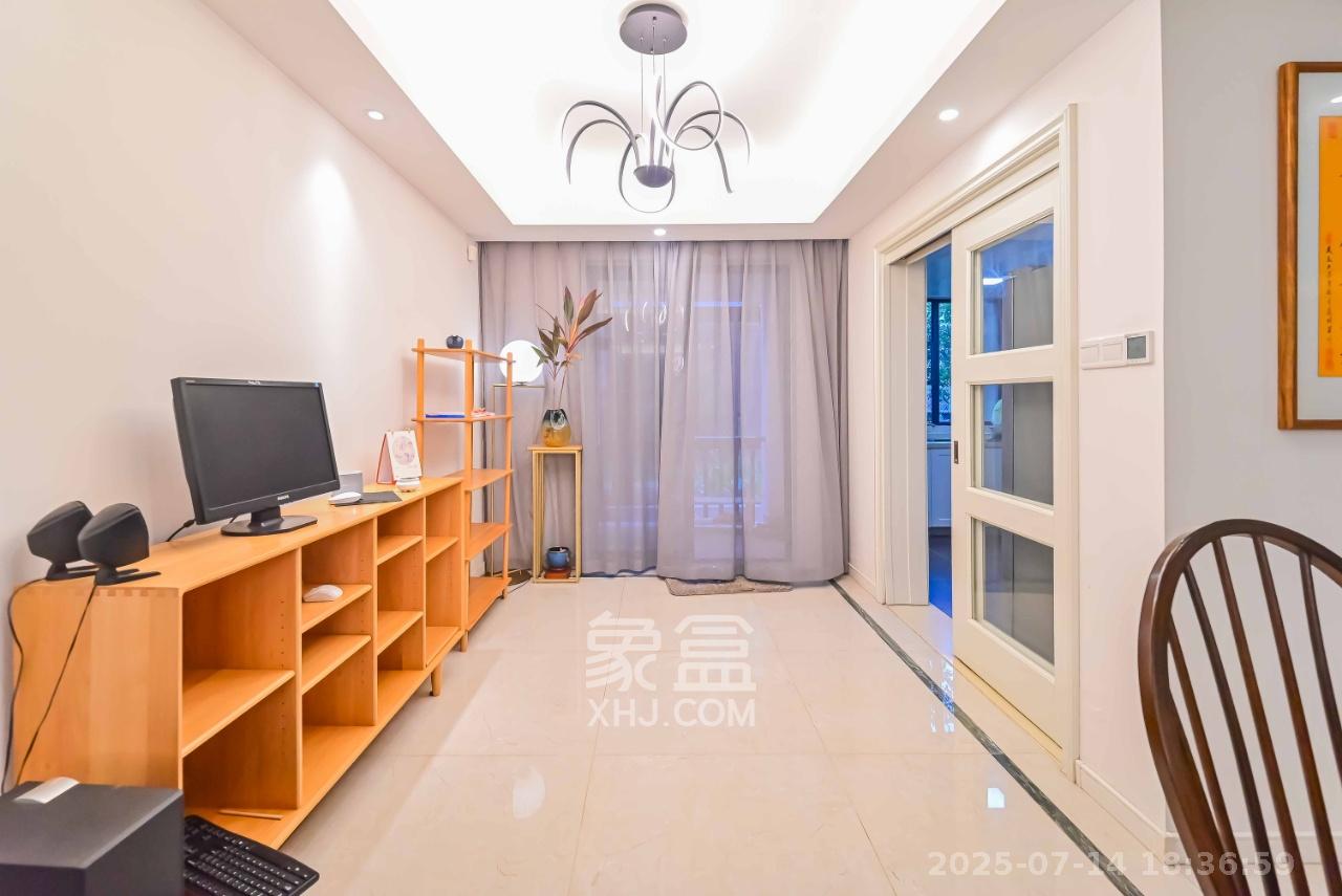 万科魅力之城观澜里  4室2厅2卫    6000.0元/月室内图