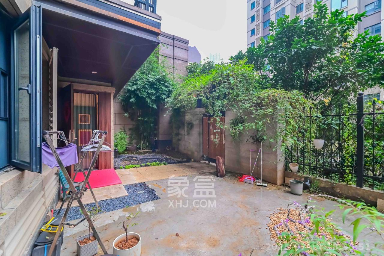 万科魅力之城观澜里  4室2厅2卫    6000.0元/月室内图