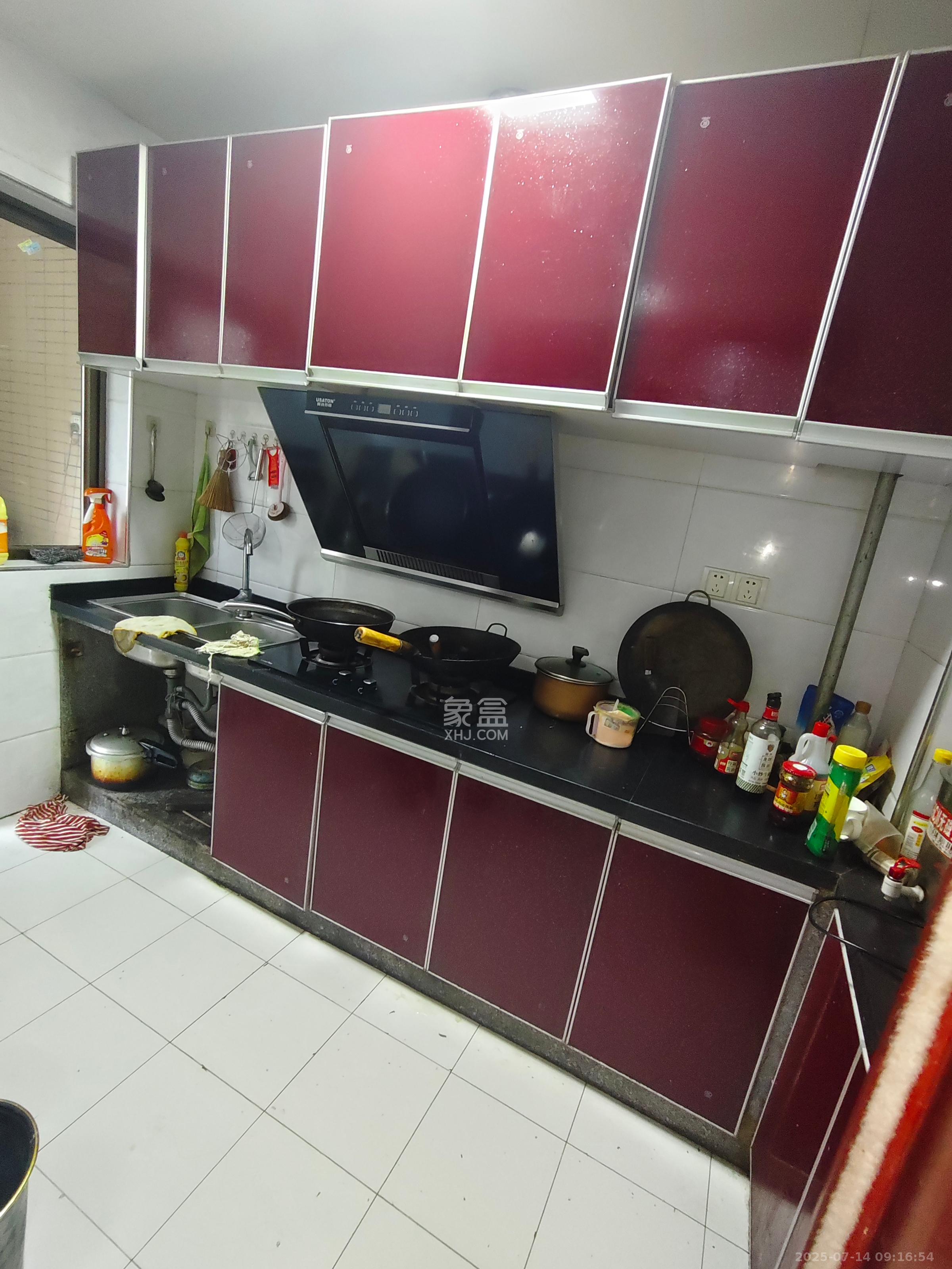 江山帝景哈佛 3室2厅1卫 2100.0元/月 江山帝景哈佛 3室2厅1卫 2100.0元/月室内图