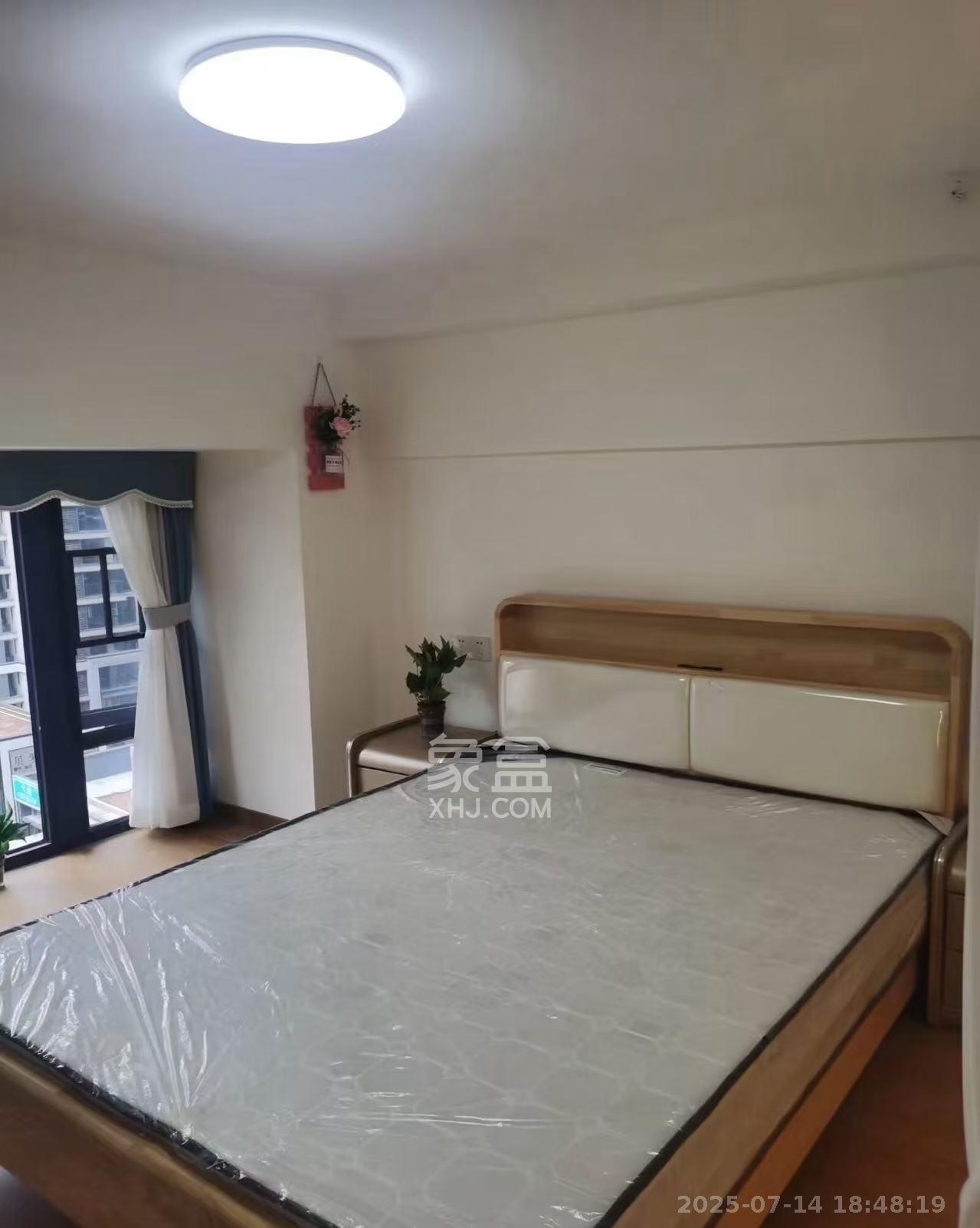 中海阅溪府  1室1厅1卫   2100.00元/月室内图