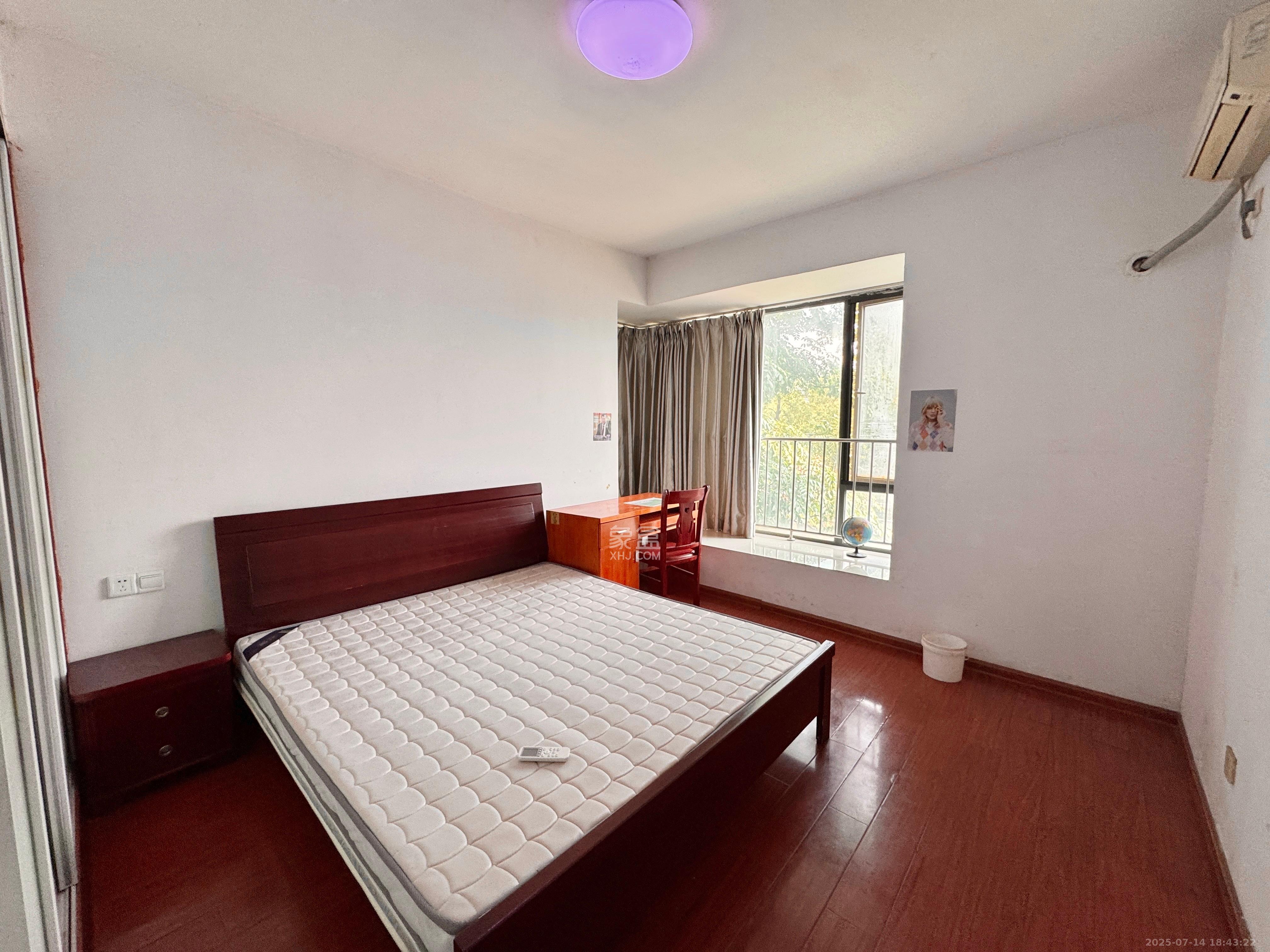 鑫远熙山 3室2厅1卫 2300.0元/月 鑫远熙山 3室2厅1卫 2300.0元/月室内图