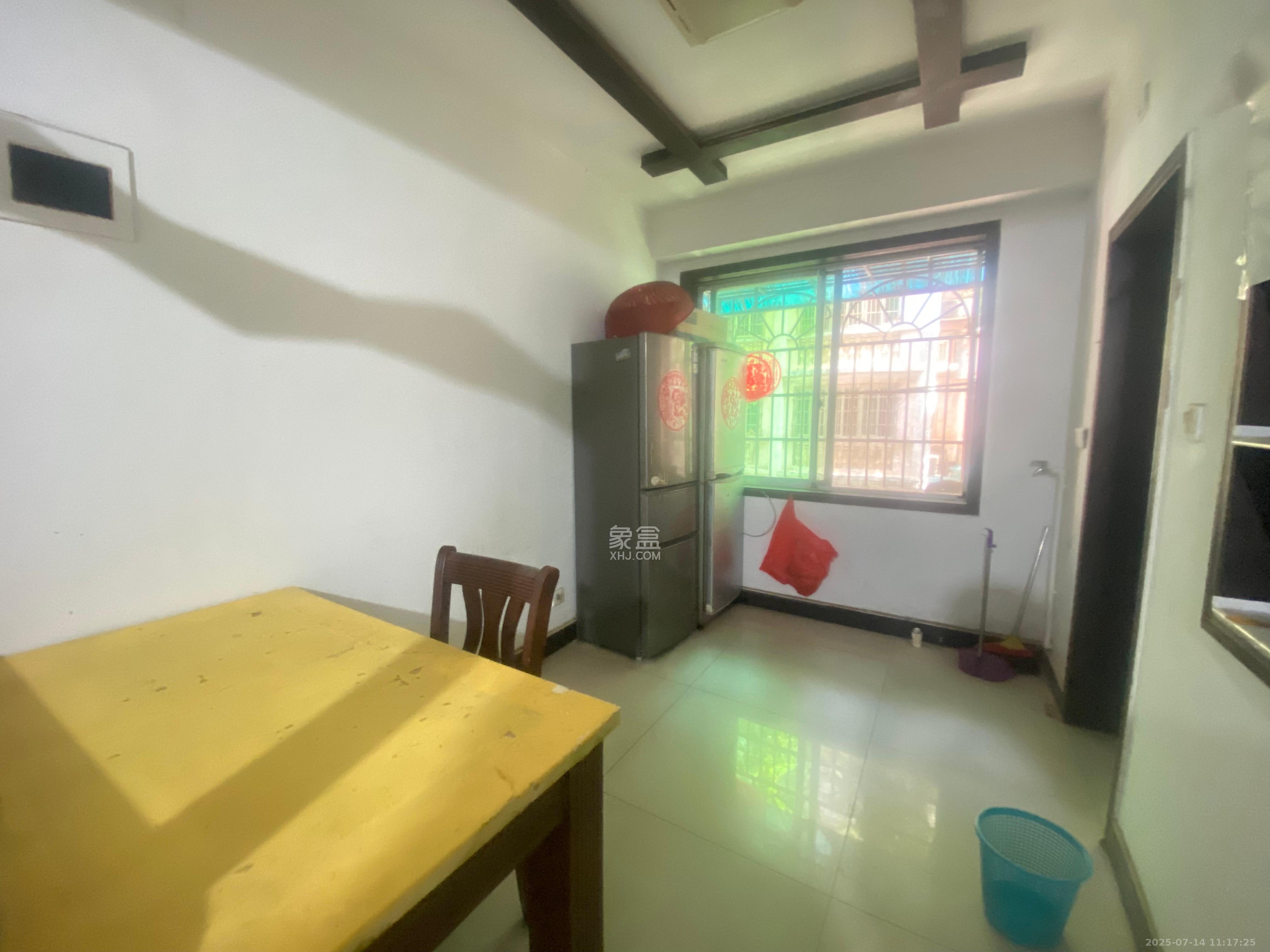 马王堆陶瓷建材新城  1室0厅0卫   1700.00元/月室内图