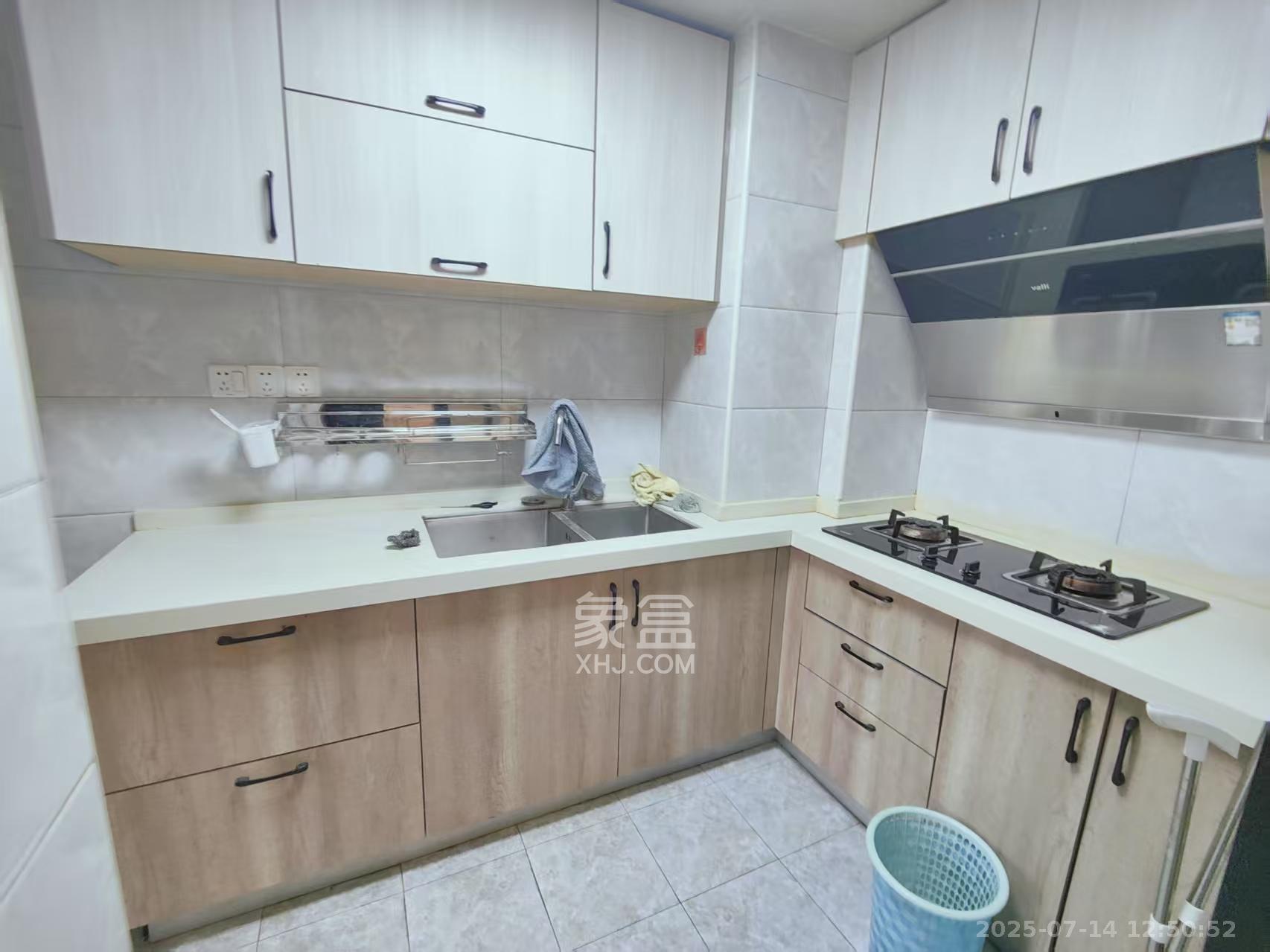 中建芙蓉嘉苑  2室1厅1卫    1700.0元/月 中建芙蓉嘉苑  2室1厅1卫    1700.0元/月室内图