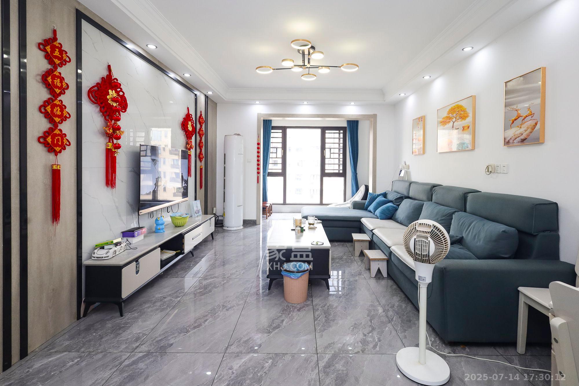 恒基旭辉湖山赋 3室2厅2卫 3000.0元/月 恒基旭辉湖山赋 3室2厅2卫 3000.0元/月室内图