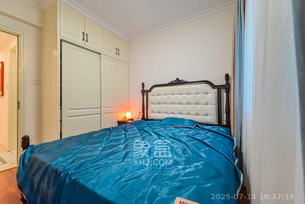 万科魅力之城观澜里  4室2厅2卫    6000.0元/月室内图