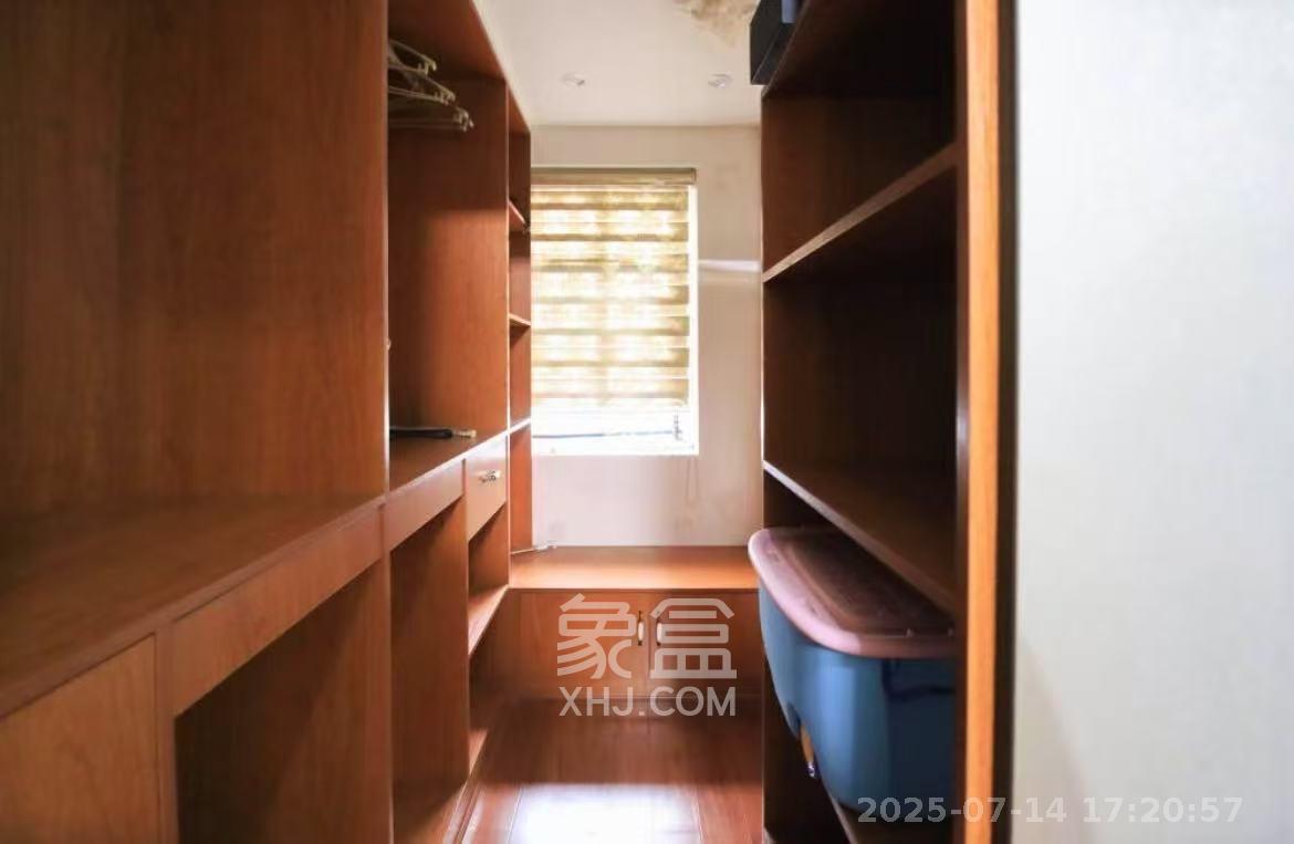 湘府十城(汇财御景湾新寓,汇财国际)  3室1厅2卫    2300.0元/月 湘府十城(汇财御景湾新寓,汇财国际)  3室1厅2卫    2300.0元/月室内图