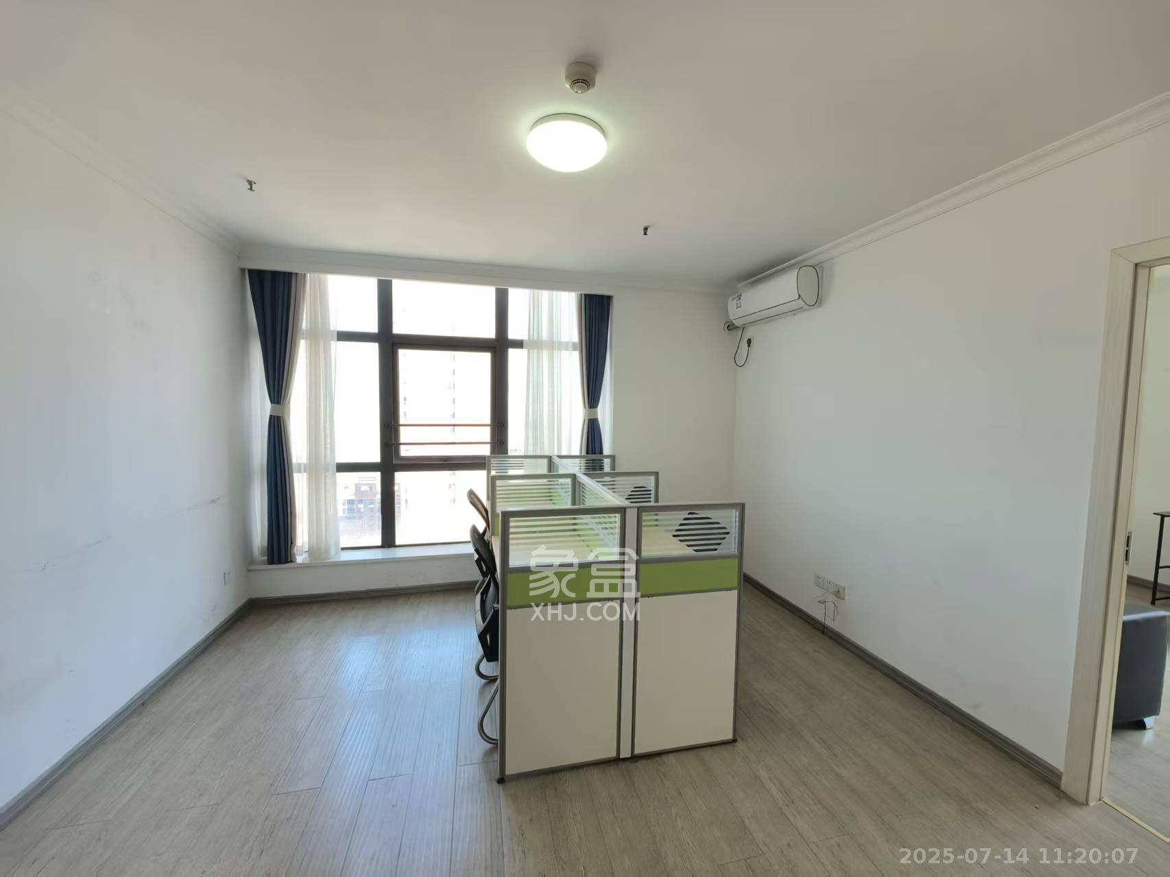 和顺洋湖壹号  1室1厅1卫    2400.0元/月 和顺洋湖壹号  1室1厅1卫    2400.0元/月室内图