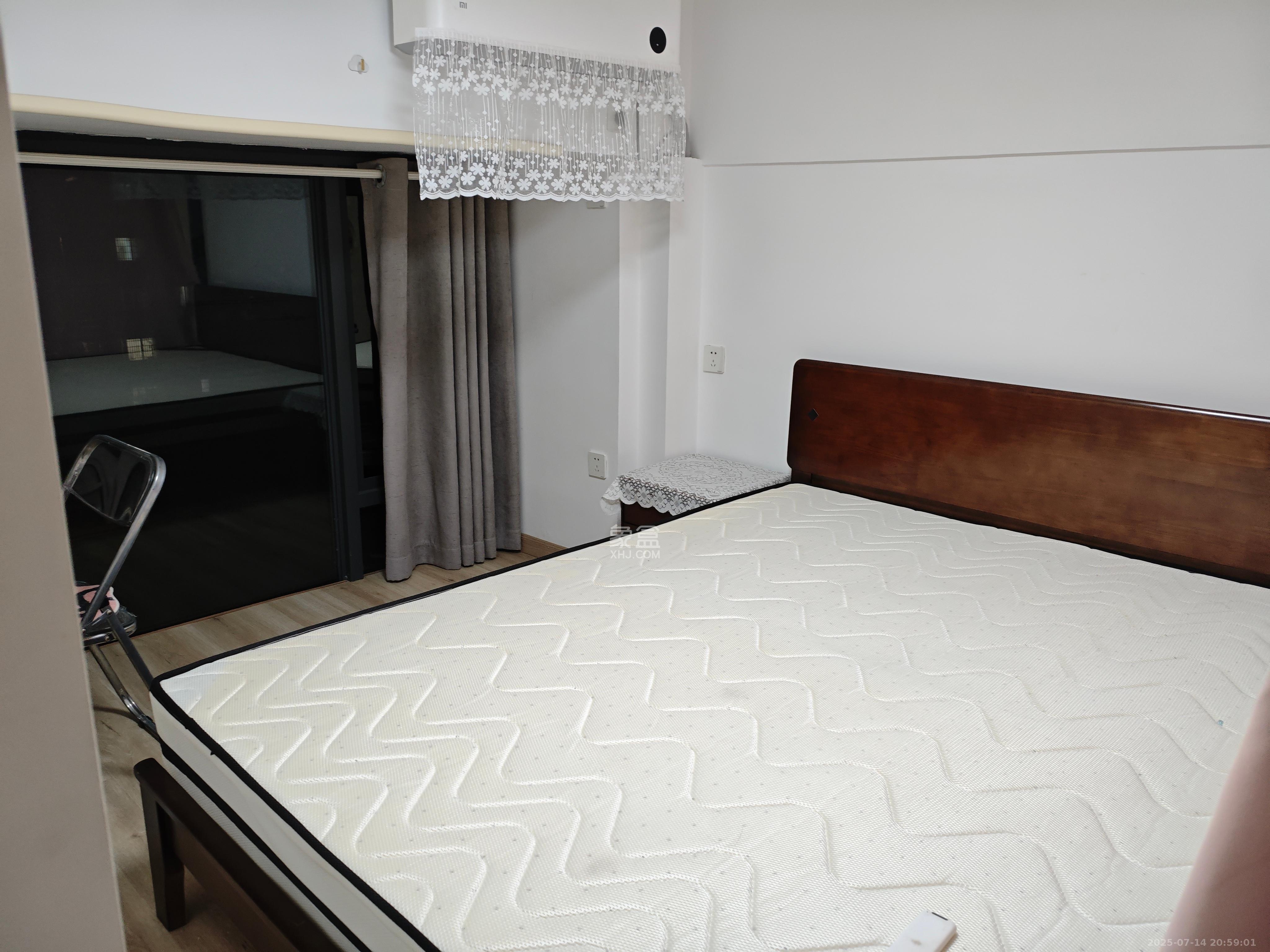 龙湖湘江星座（祺鑫星座公寓）  2室2厅1卫    2000.0元/月室内图