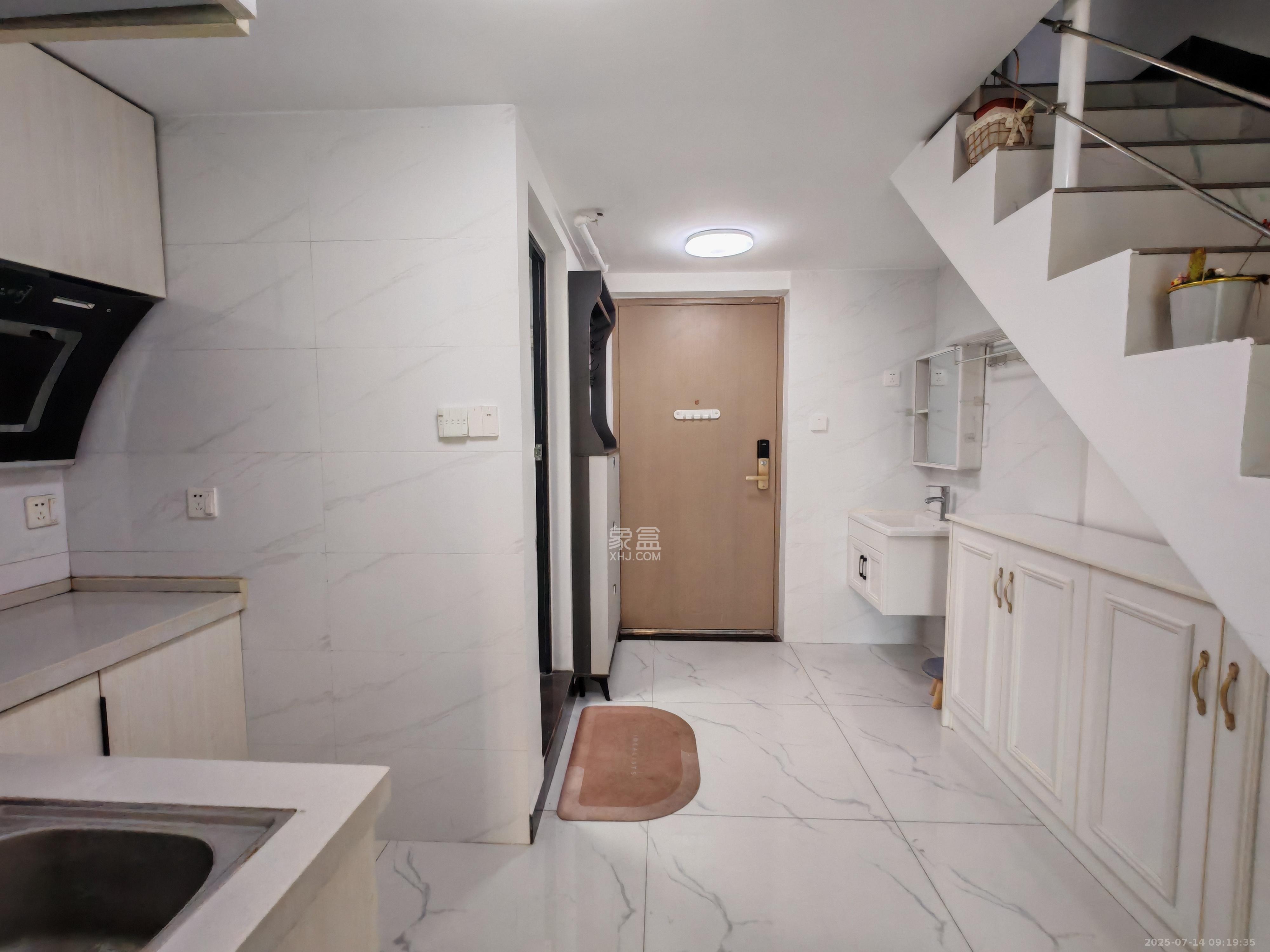 金地中交麓谷香颂(金地中交雅苑)  2室1厅1卫    2280.0元/月 金地中交麓谷香颂(金地中交雅苑)  2室1厅1卫    2280.0元/月室内图