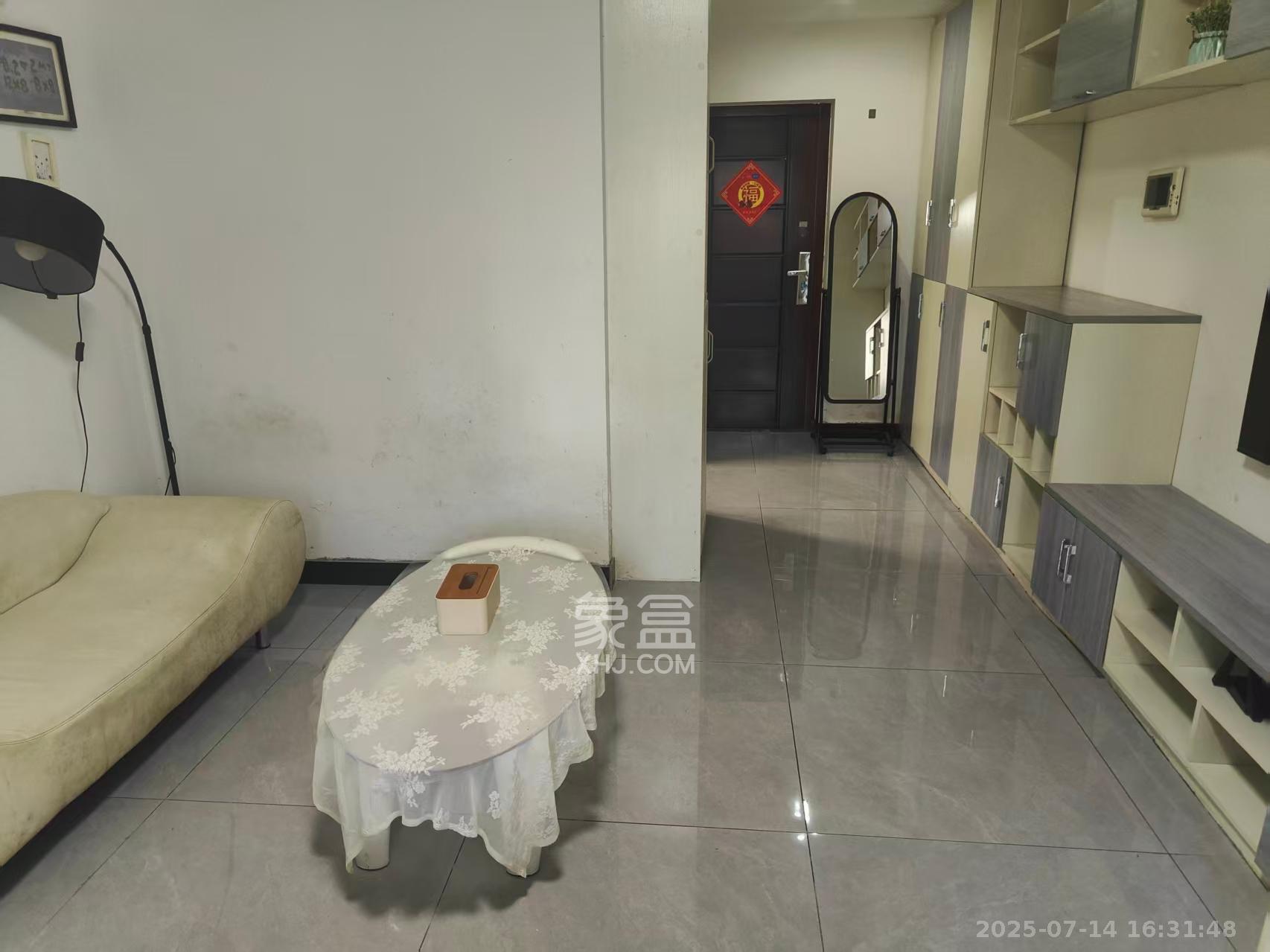 宏聚地中海 1室1厅1卫 1500.0元/月 宏聚地中海 1室1厅1卫 1500.0元/月室内图