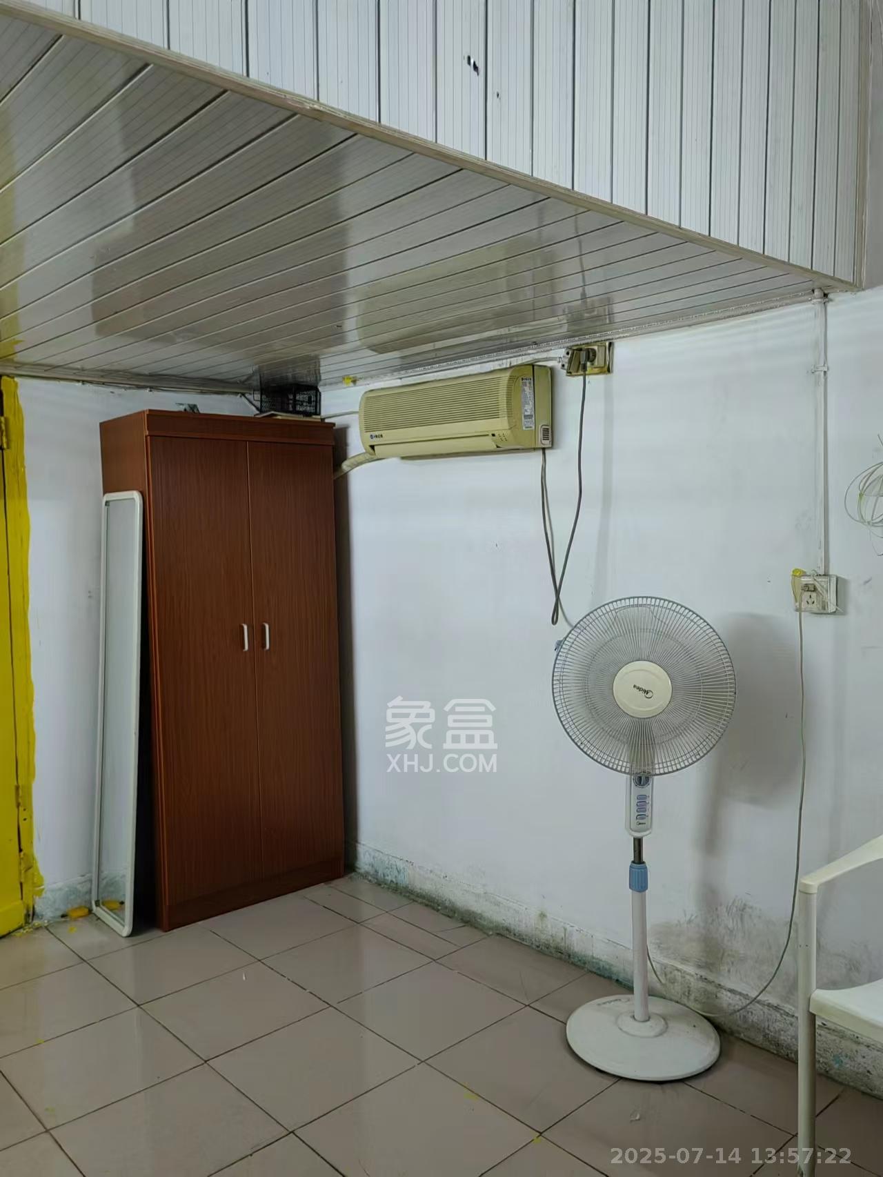曙光小区  1室1厅1卫   900.00元/月室内图