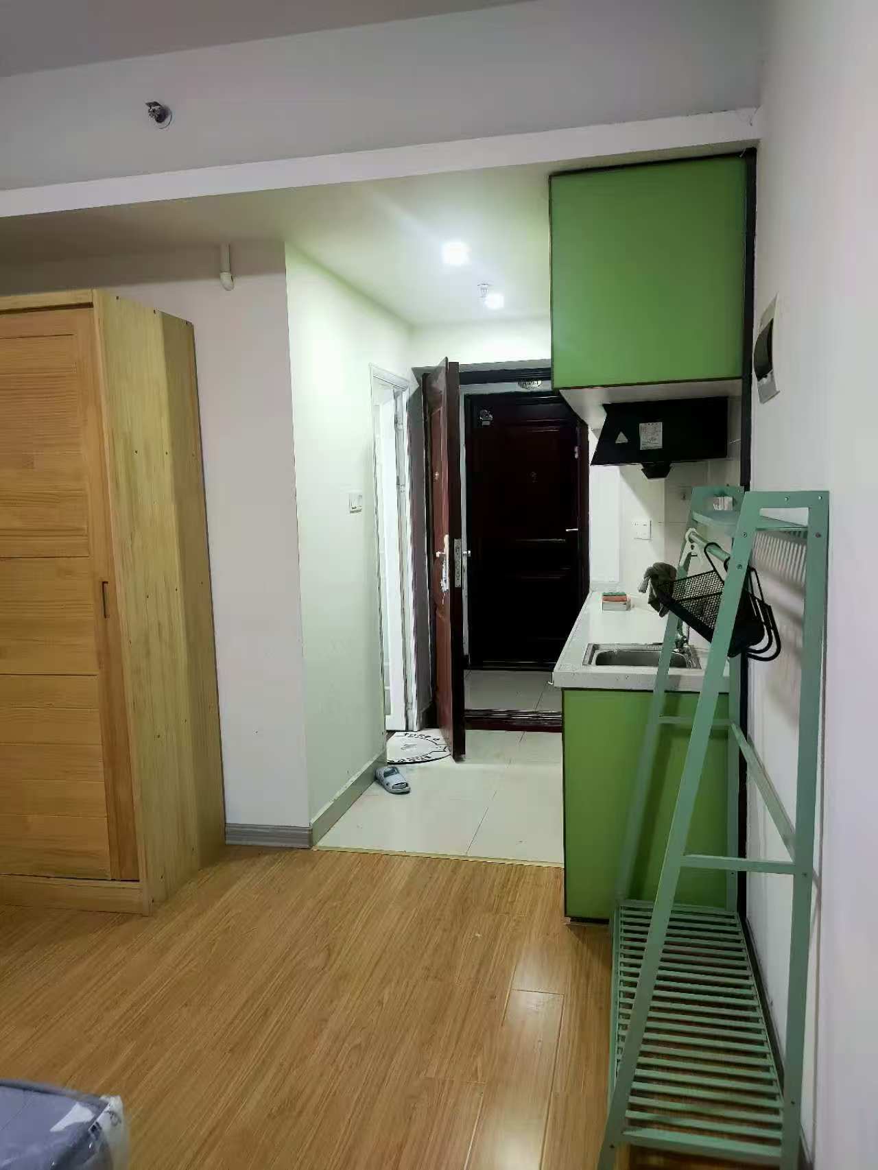 芭蒲假日  1室1厅1卫    1100.0元/月 芭蒲假日  1室1厅1卫    1100.0元/月室内图