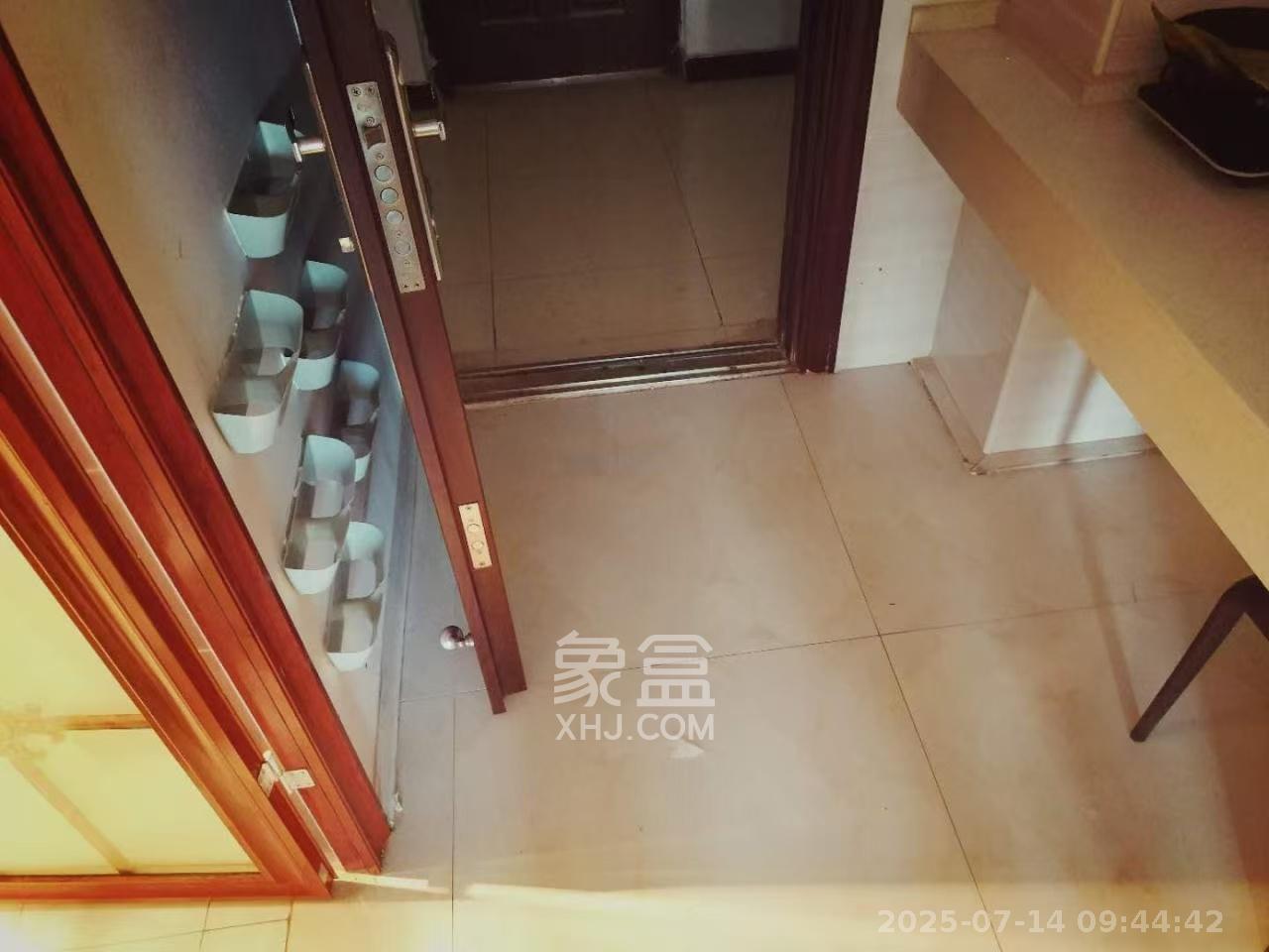 乾城（兴旺乾城）  1室1厅1卫   1300.00元/月室内图