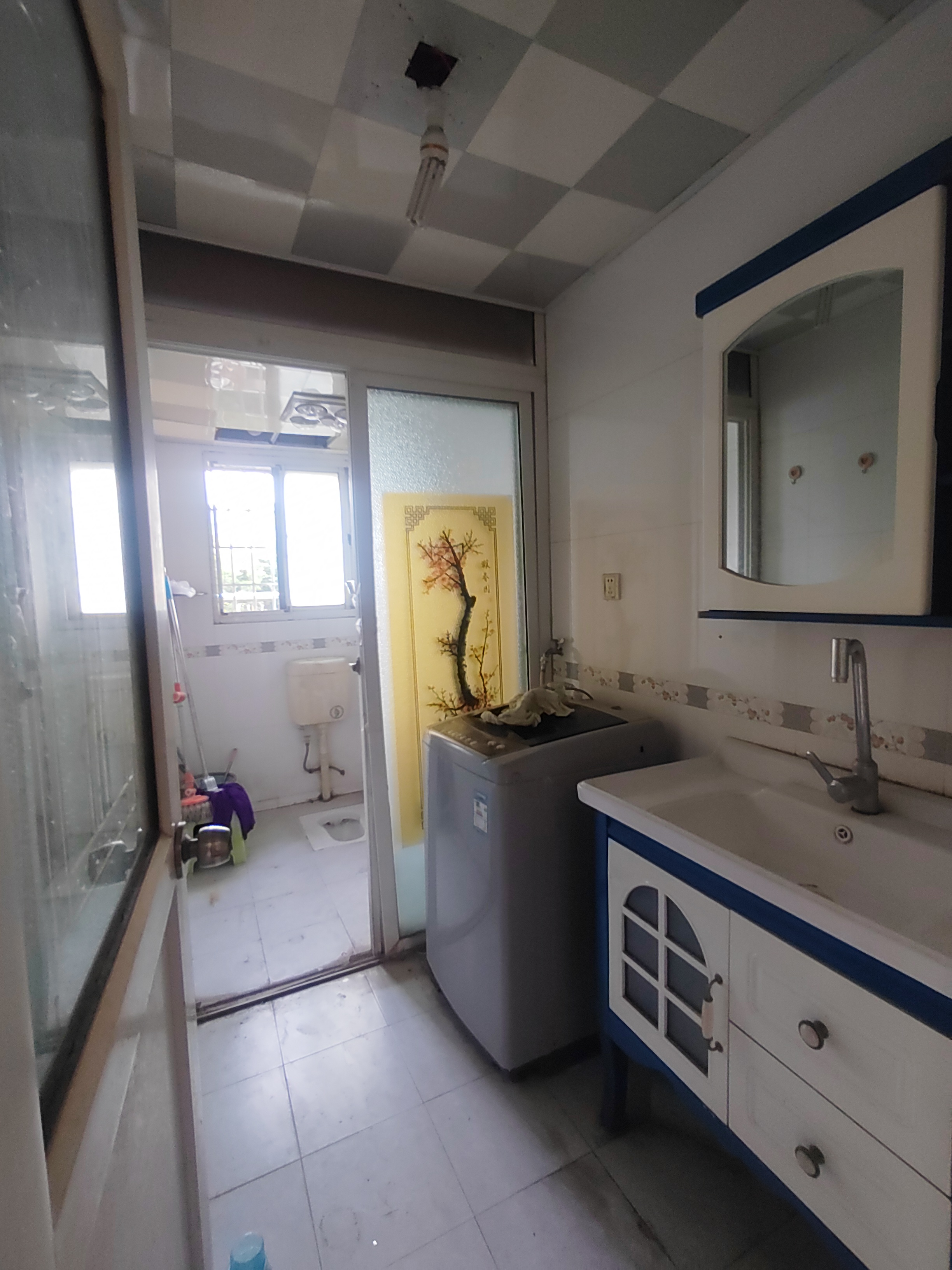 铂金玫瑰园  4室2厅2卫    48.8万 铂金玫瑰园  4室2厅2卫    48.8万客厅