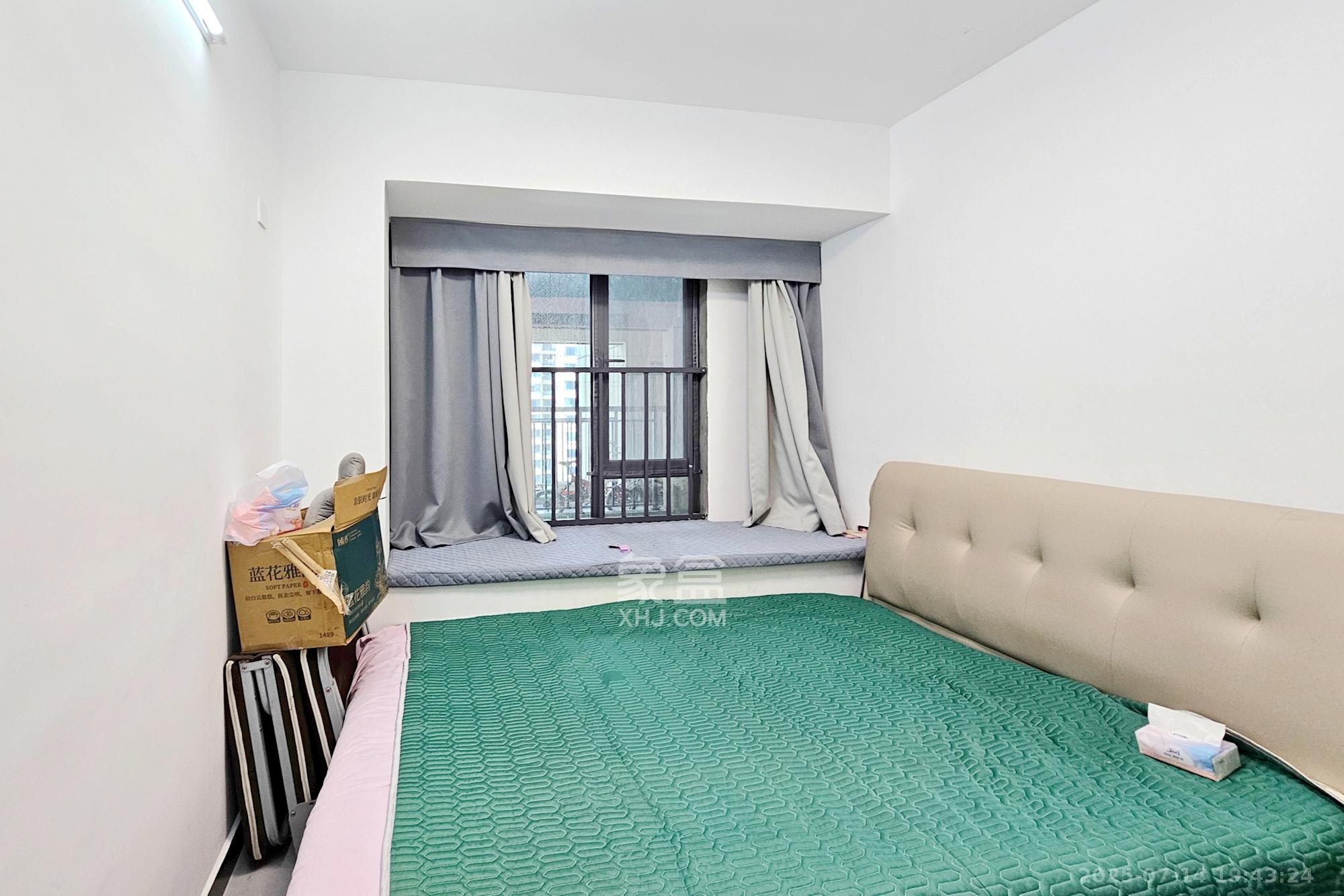 长房东旭国际  4室2厅2卫    142.0万 长房东旭国际  4室2厅2卫    142.0万卧室