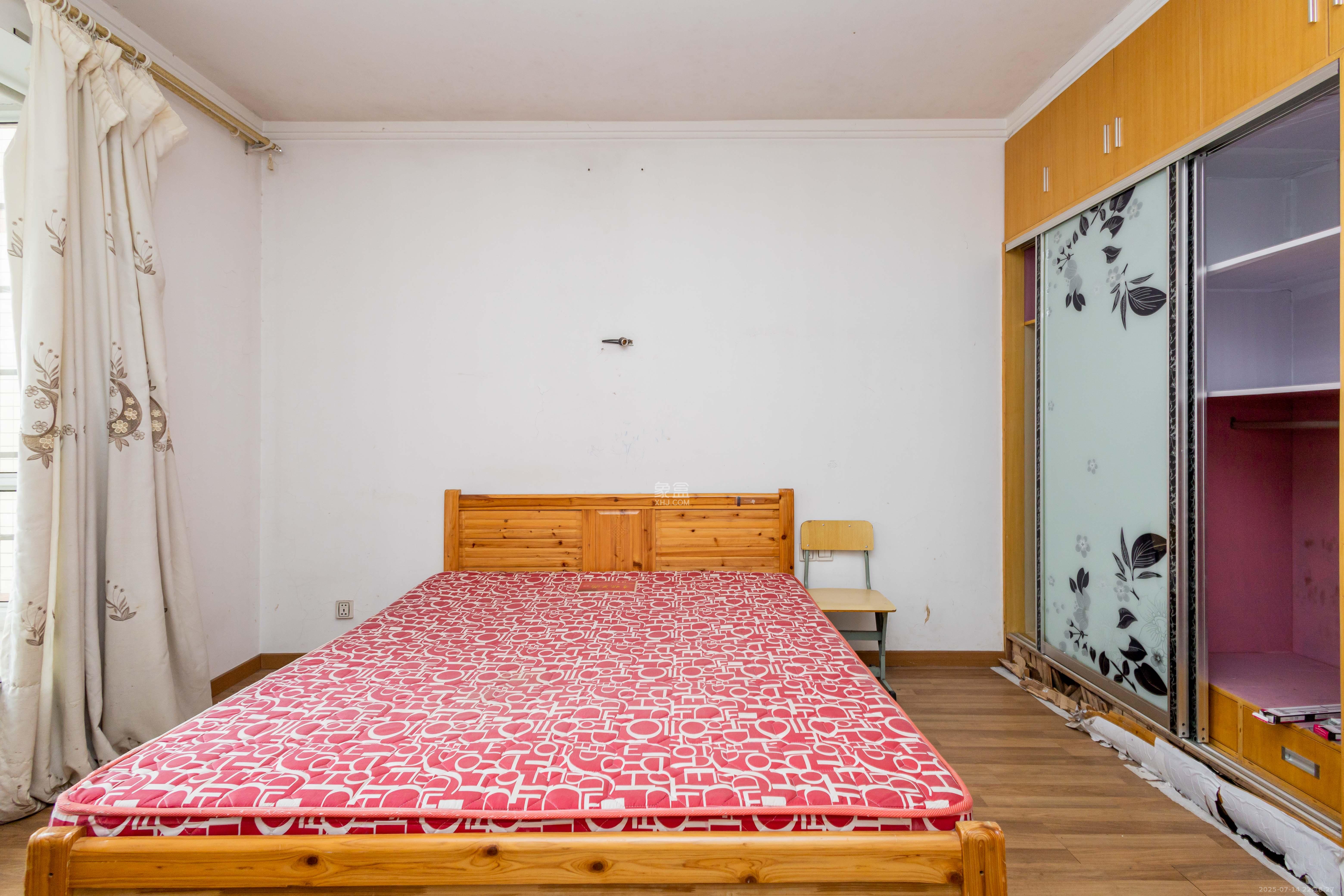 星城国际 4室2厅2卫 52.8万 星城国际 4室2厅2卫 52.8万卧室