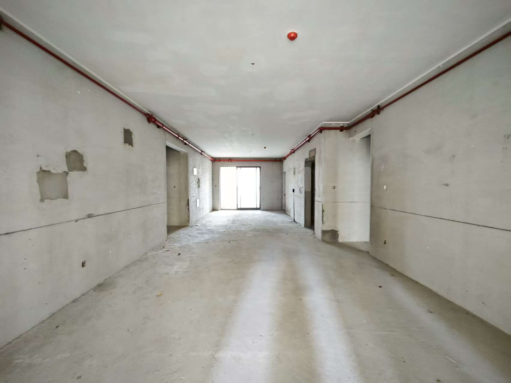 海航豪庭南苑  4室2厅3卫    422.0万 海航豪庭南苑  4室2厅3卫    422.0万室内图