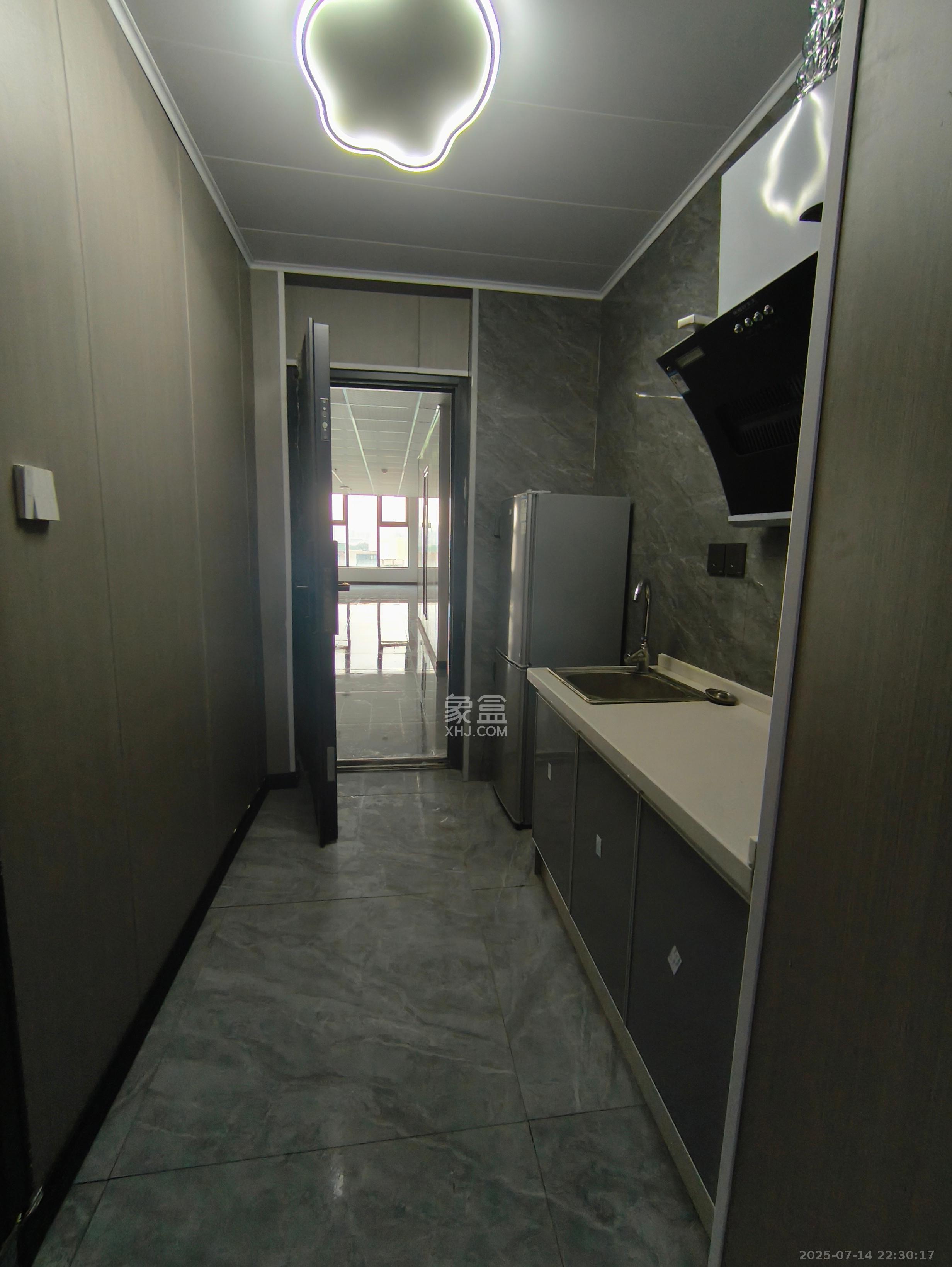 华宇时代广场 1室1厅1卫 1240.0元/月 华宇时代广场 1室1厅1卫 1240.0元/月室内图