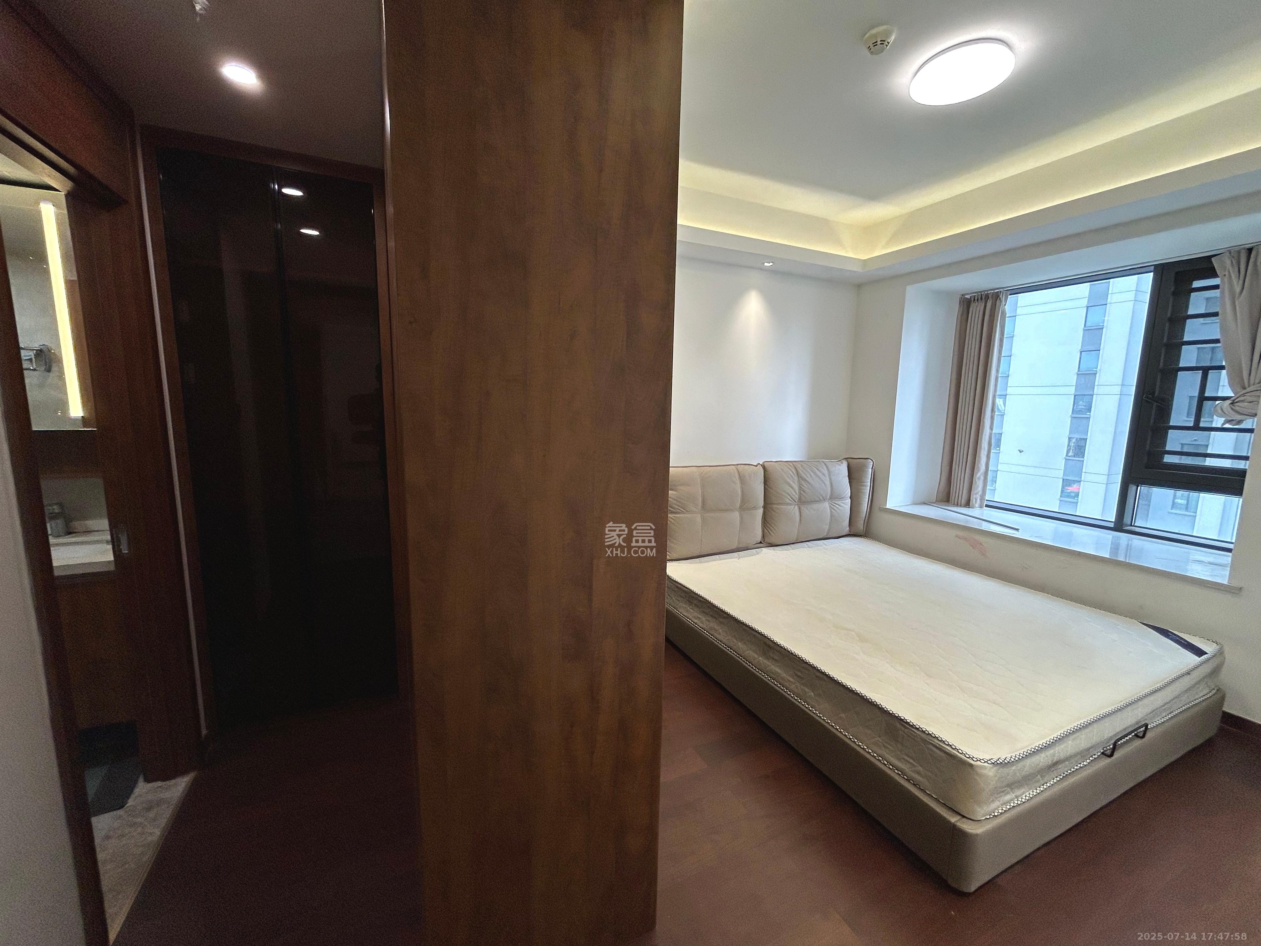 梅溪悦章  3室2厅2卫   3500.00元/月室内图