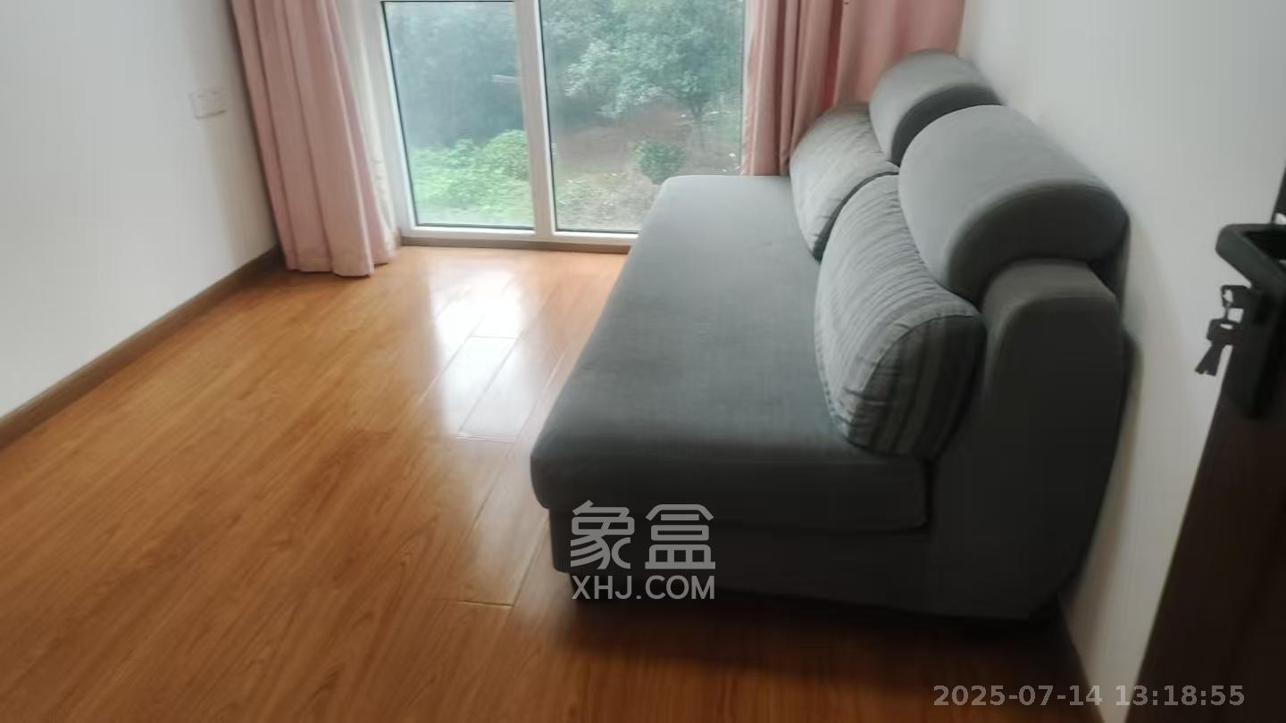 金湘苑(星澜之悦) 4室2厅2卫 1800.0元/月 金湘苑(星澜之悦) 4室2厅2卫 1800.0元/月室内图