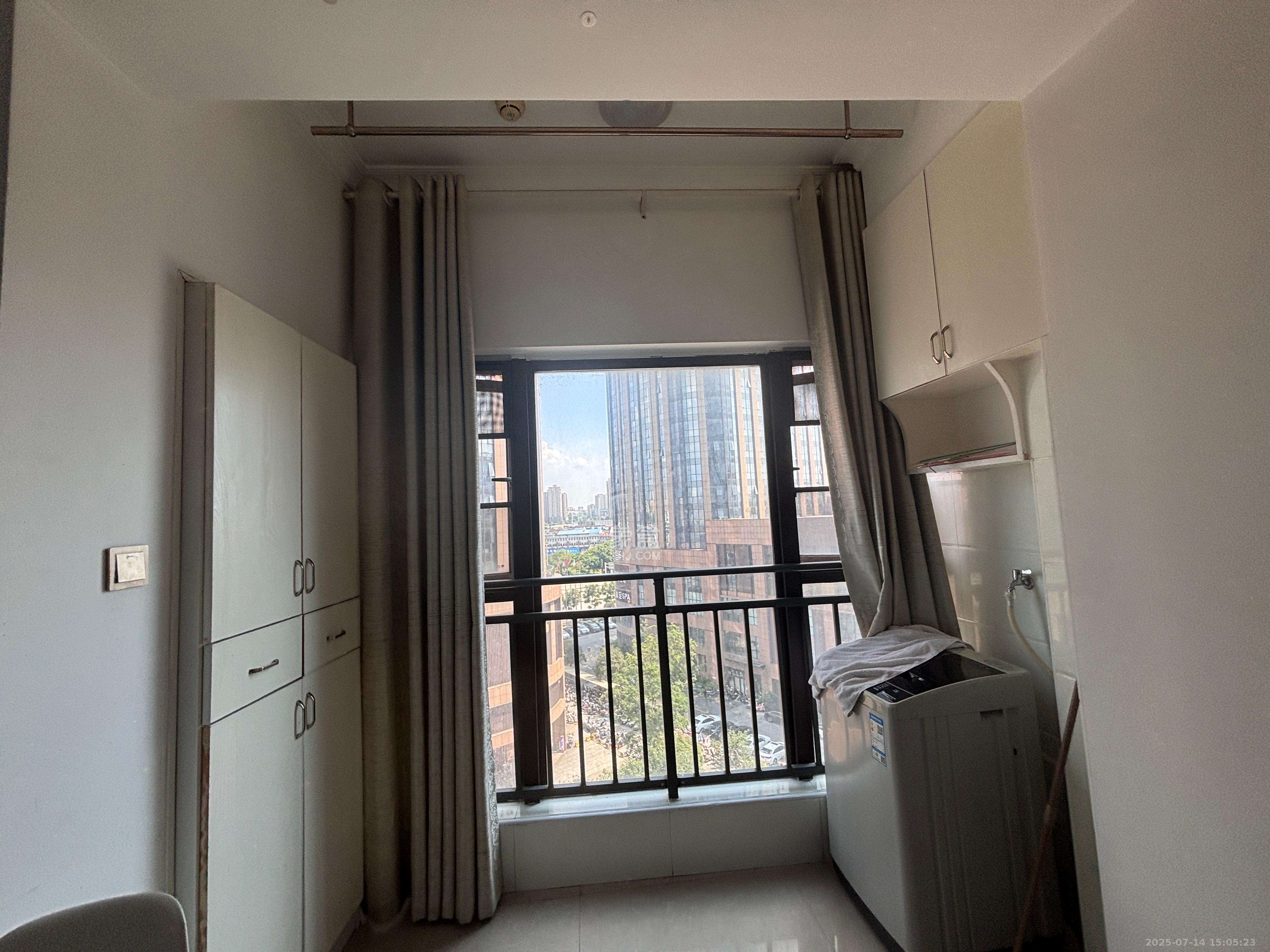 高升时代广场(冠铭商务中心) 1室1厅1卫 1300.0元/月 高升时代广场(冠铭商务中心) 1室1厅1卫 1300.0元/月室内图