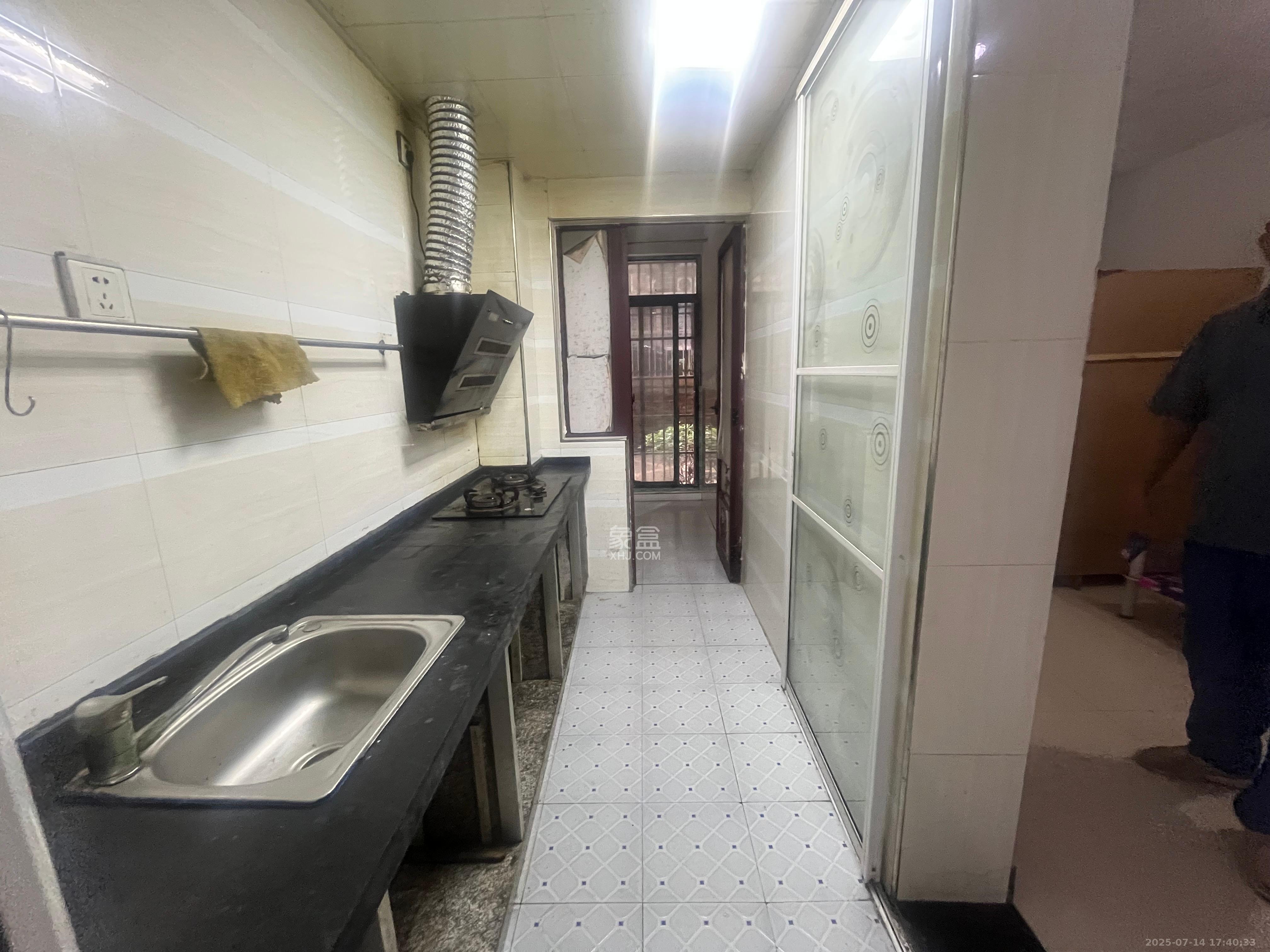 圆梦康乐城 1室1厅1卫 900.0元/月 圆梦康乐城 1室1厅1卫 900.0元/月室内图