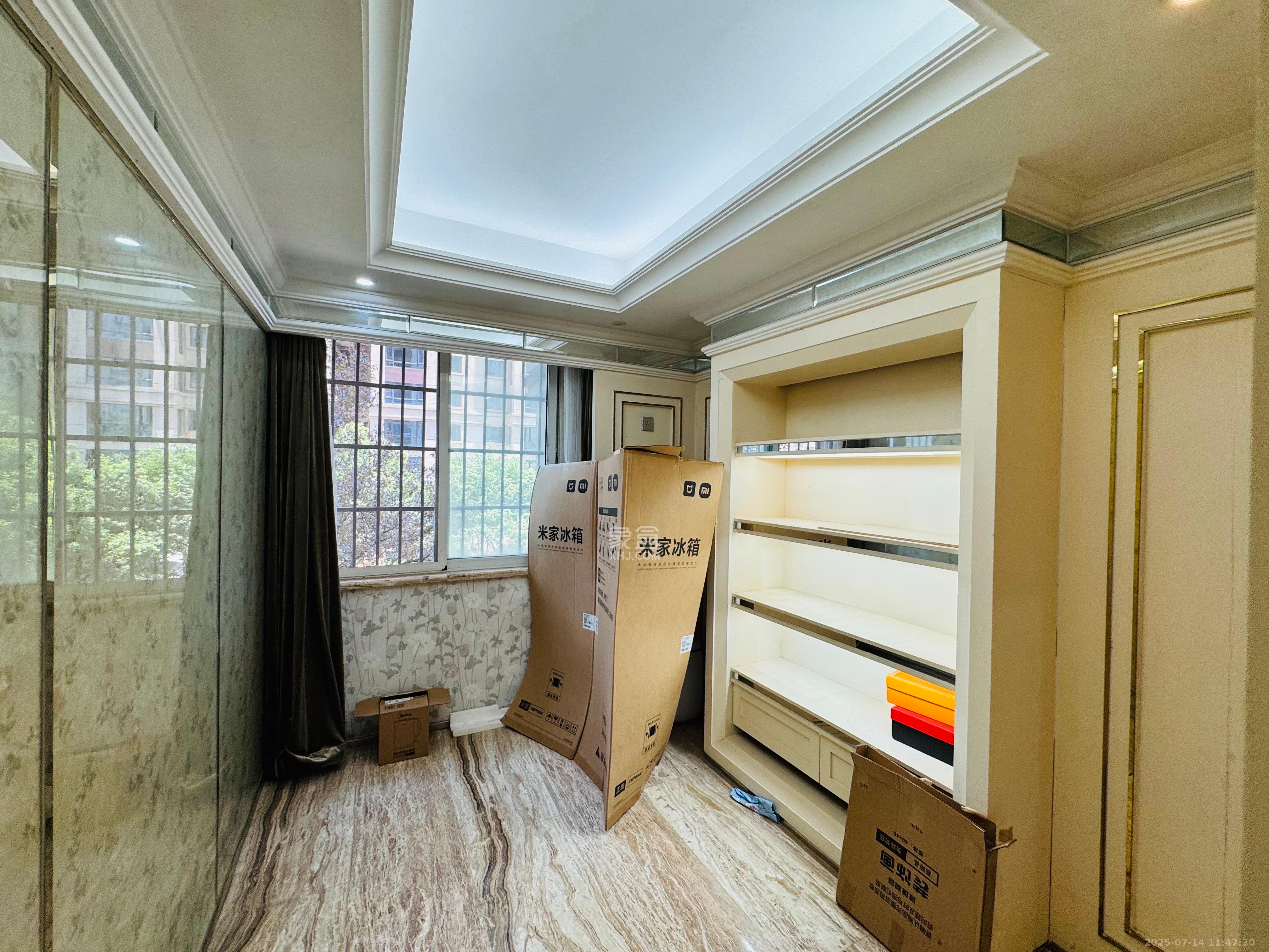 中铁西江悦一期  4室2厅2卫    3200.0元/月 中铁西江悦一期  4室2厅2卫    3200.0元/月室内图