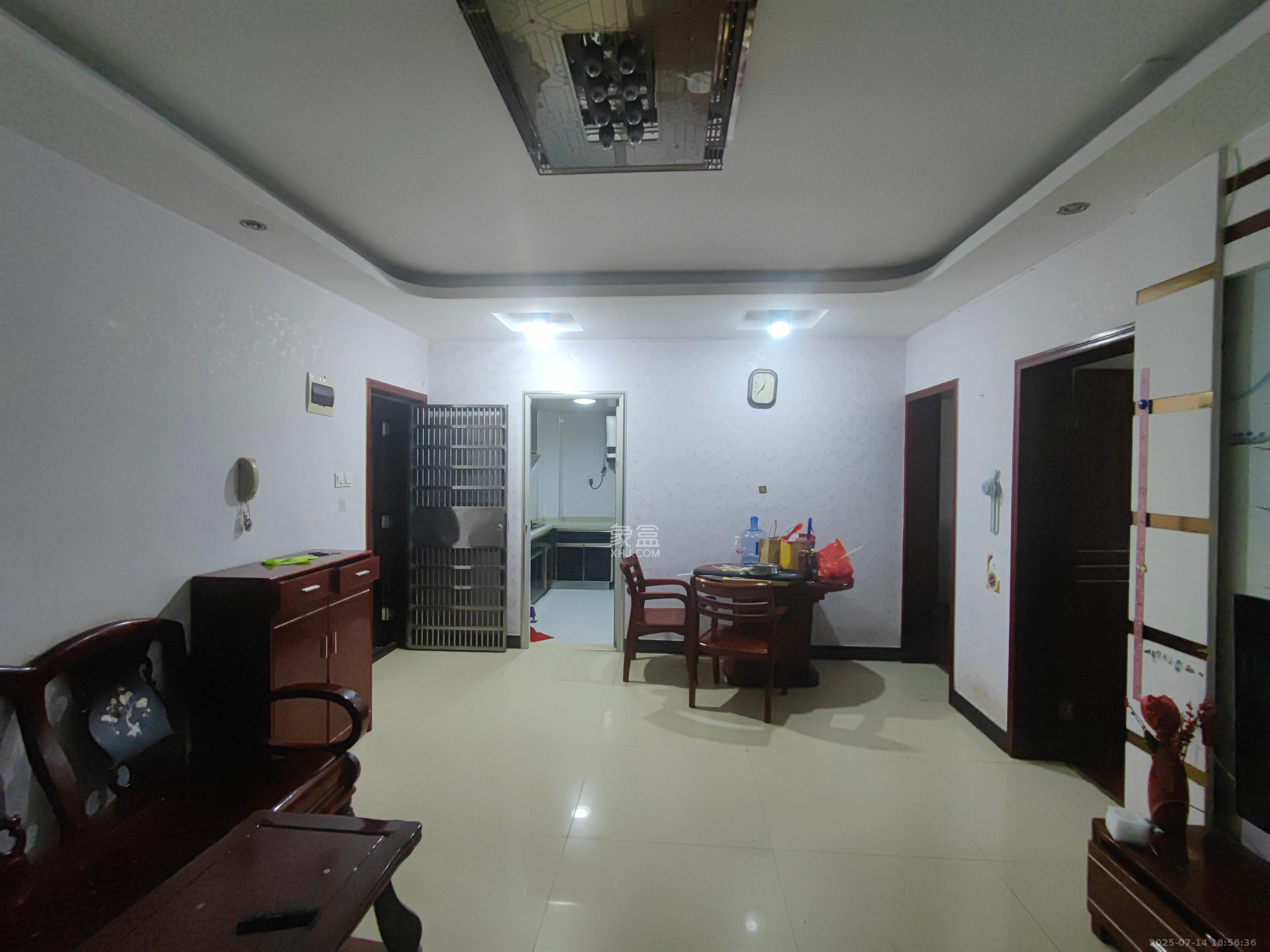 天凯东苑 2室2厅1卫 1600.0元/月 天凯东苑 2室2厅1卫 1600.0元/月室内图