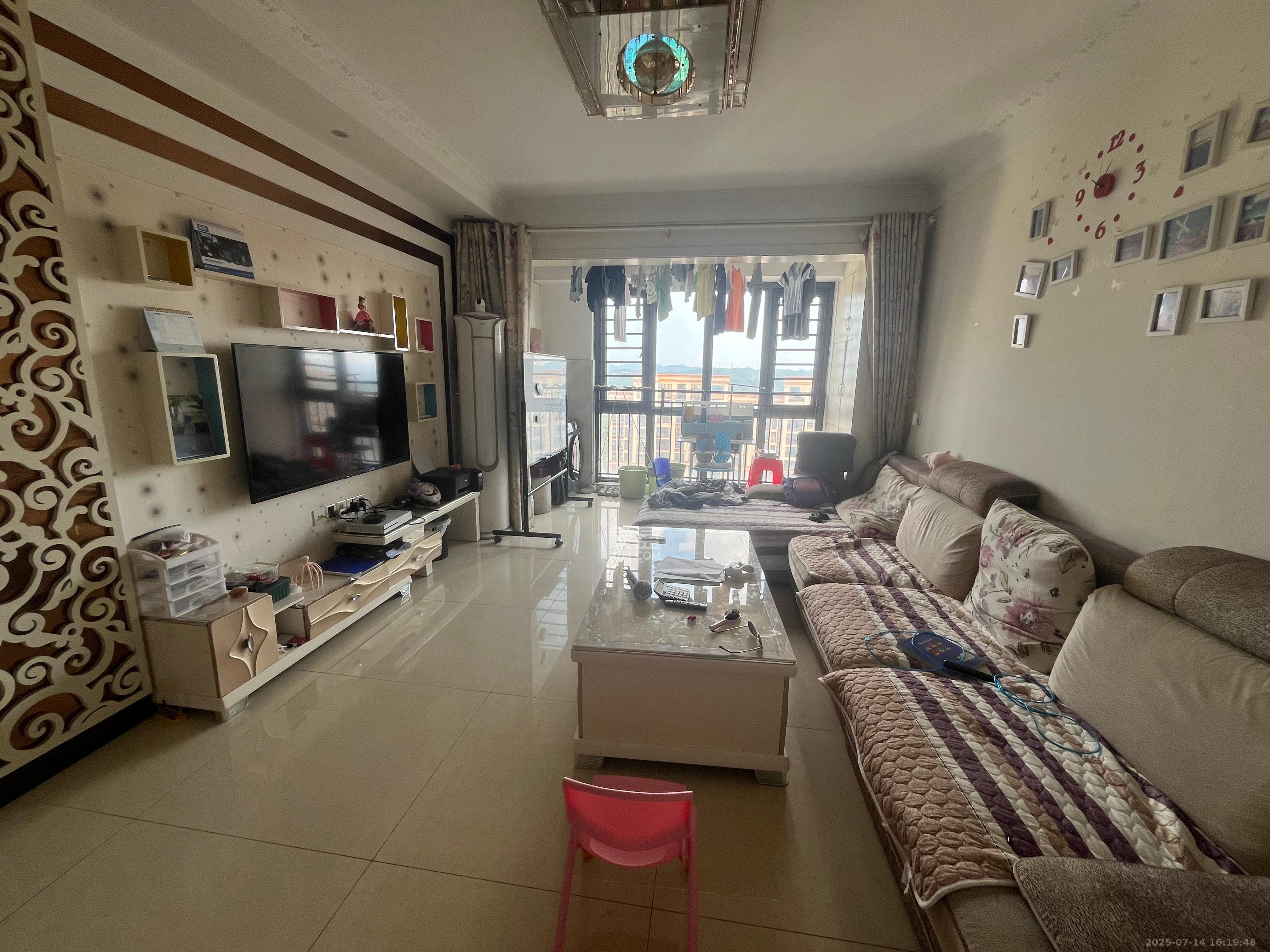 佳兆业君汇上品 3室2厅1卫 1700.0元/月 佳兆业君汇上品 3室2厅1卫 1700.0元/月室内图