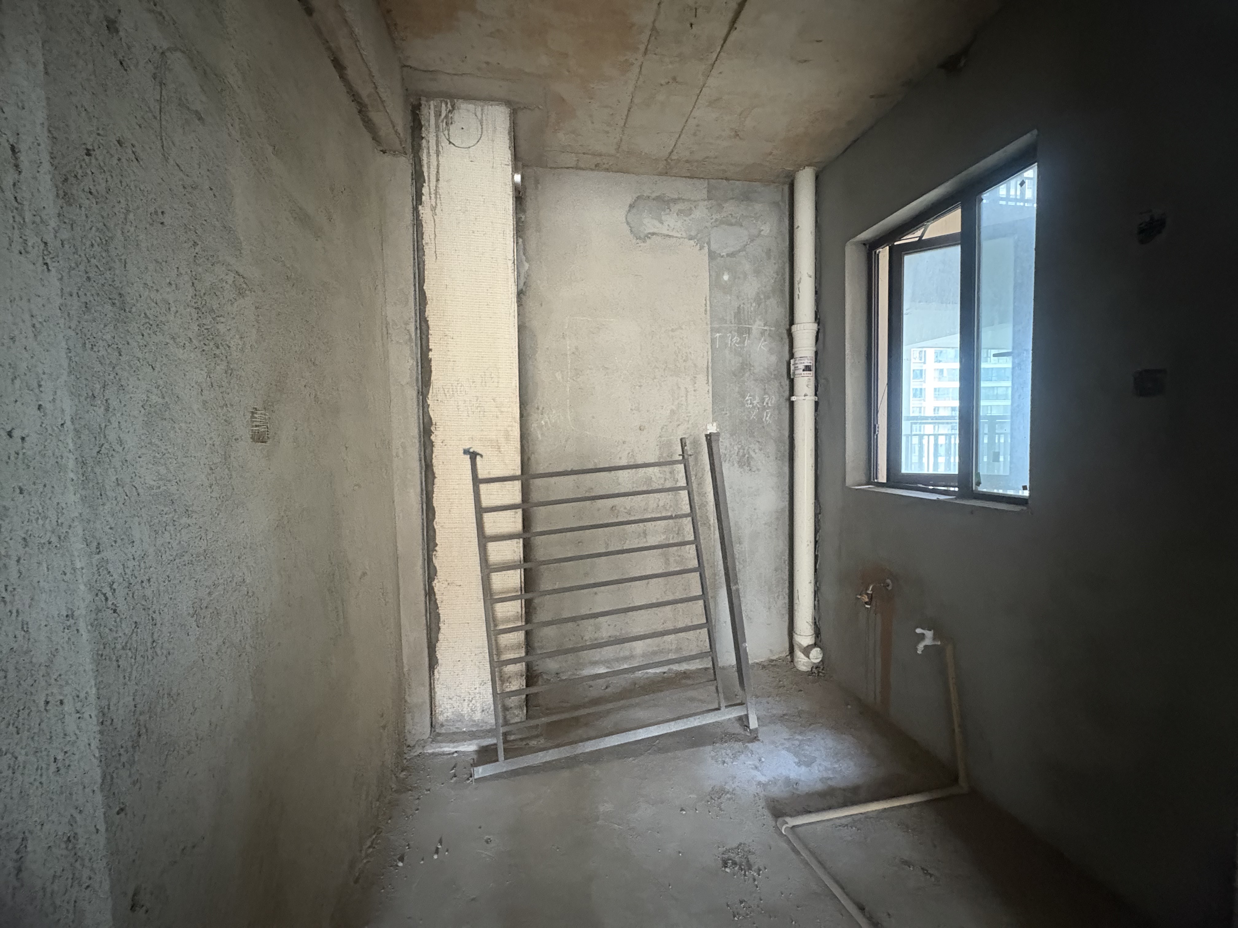 中梁湾田御江府 3室2厅1卫 48.0万 中梁湾田御江府 3室2厅1卫 48.0万客厅