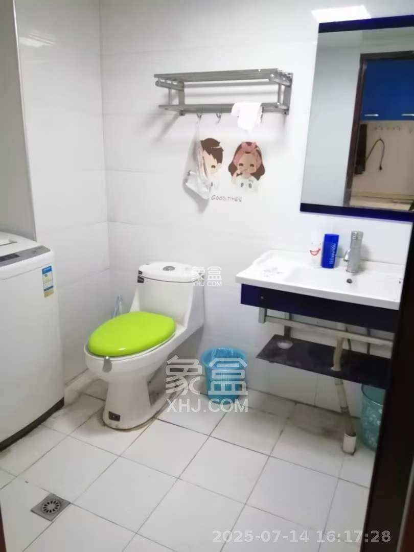 曙光领峰(曙光家园)  1室1厅2卫    1500.0元/月 曙光领峰(曙光家园)  1室1厅2卫    1500.0元/月室内图