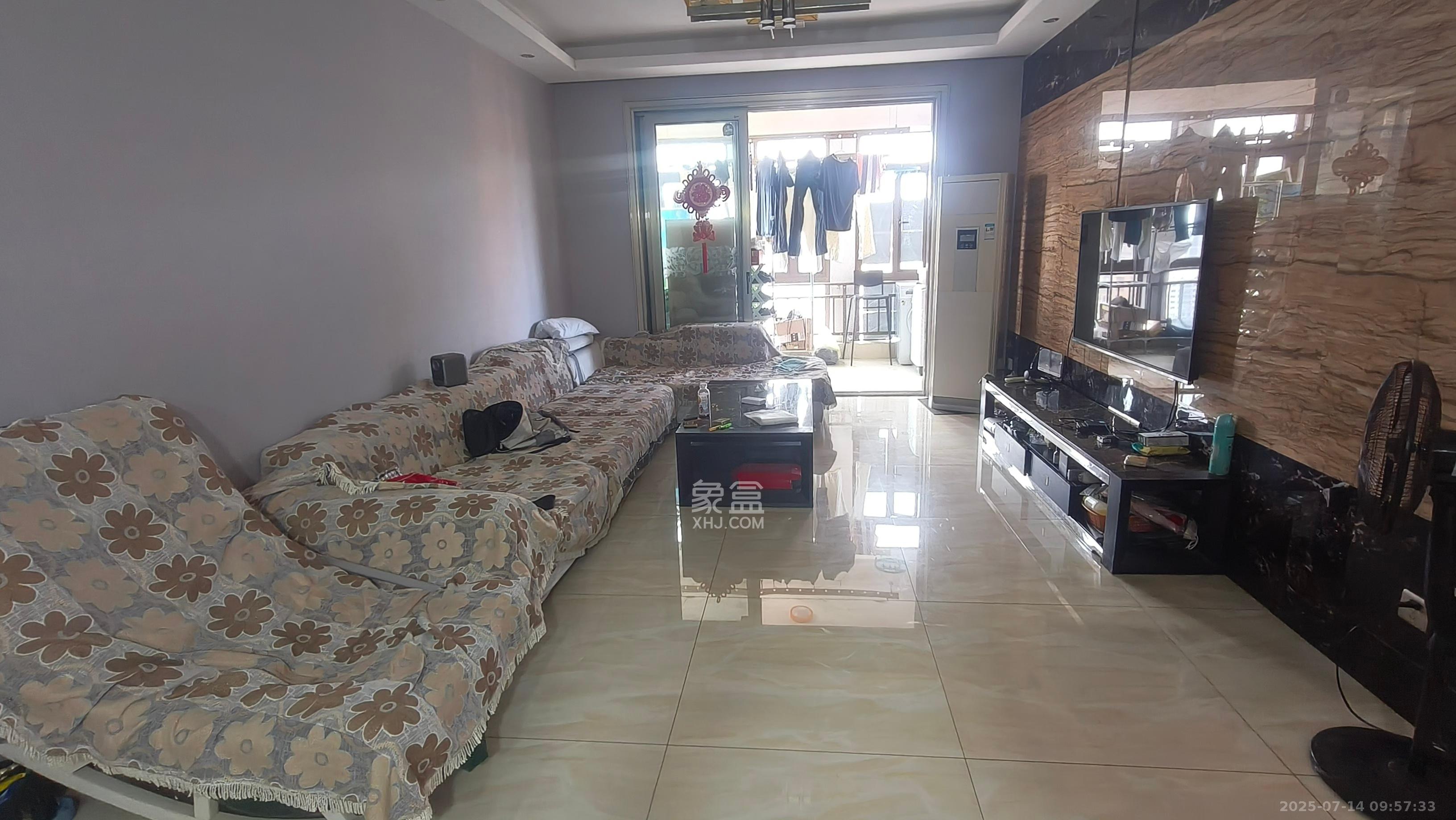 第六都(陆都小区) 3室2厅2卫 3600.0元/月 第六都(陆都小区) 3室2厅2卫 3600.0元/月室内图