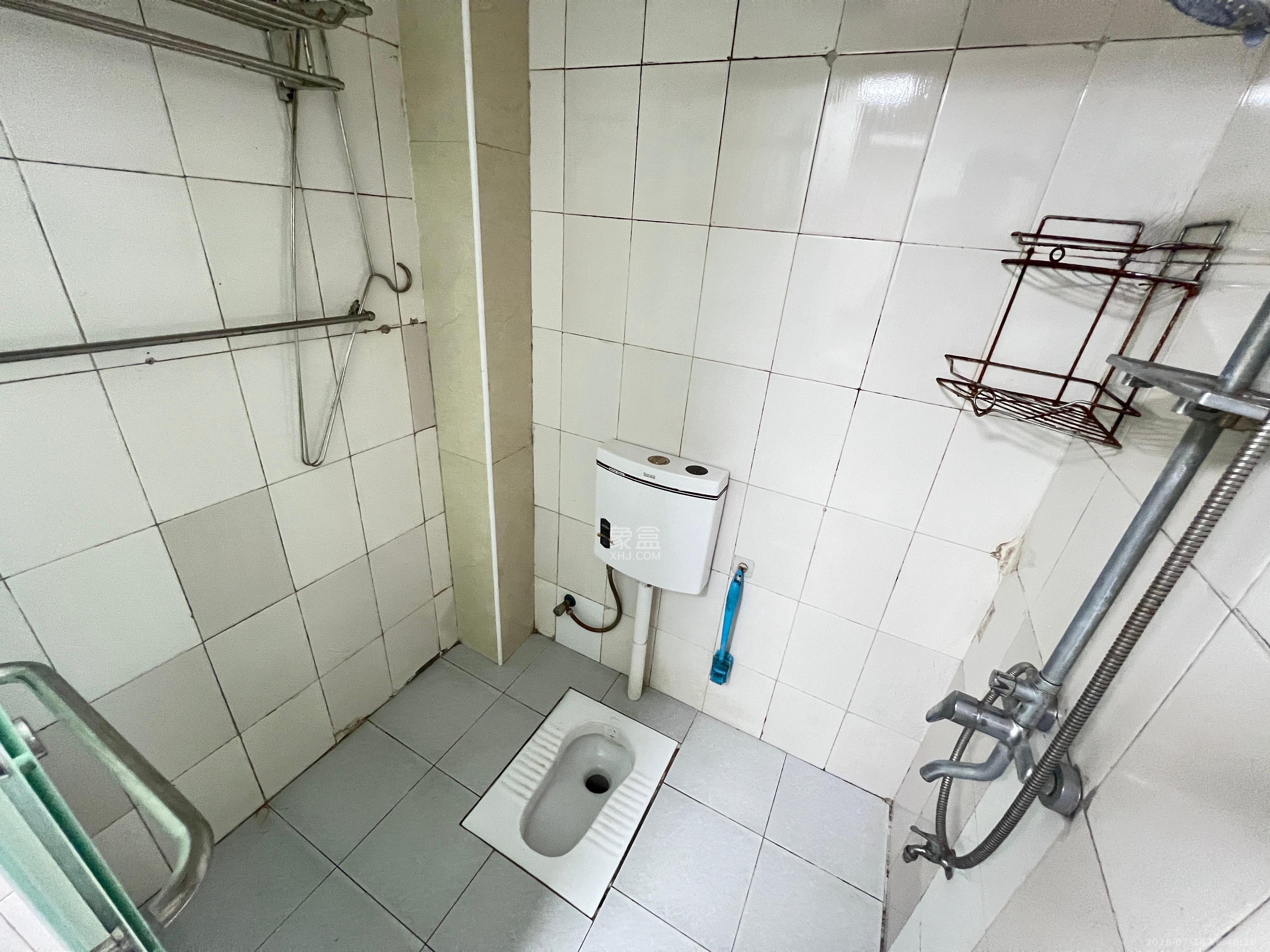 天心友园 2室1厅1卫 2500.0元/月 天心友园 2室1厅1卫 2500.0元/月室内图