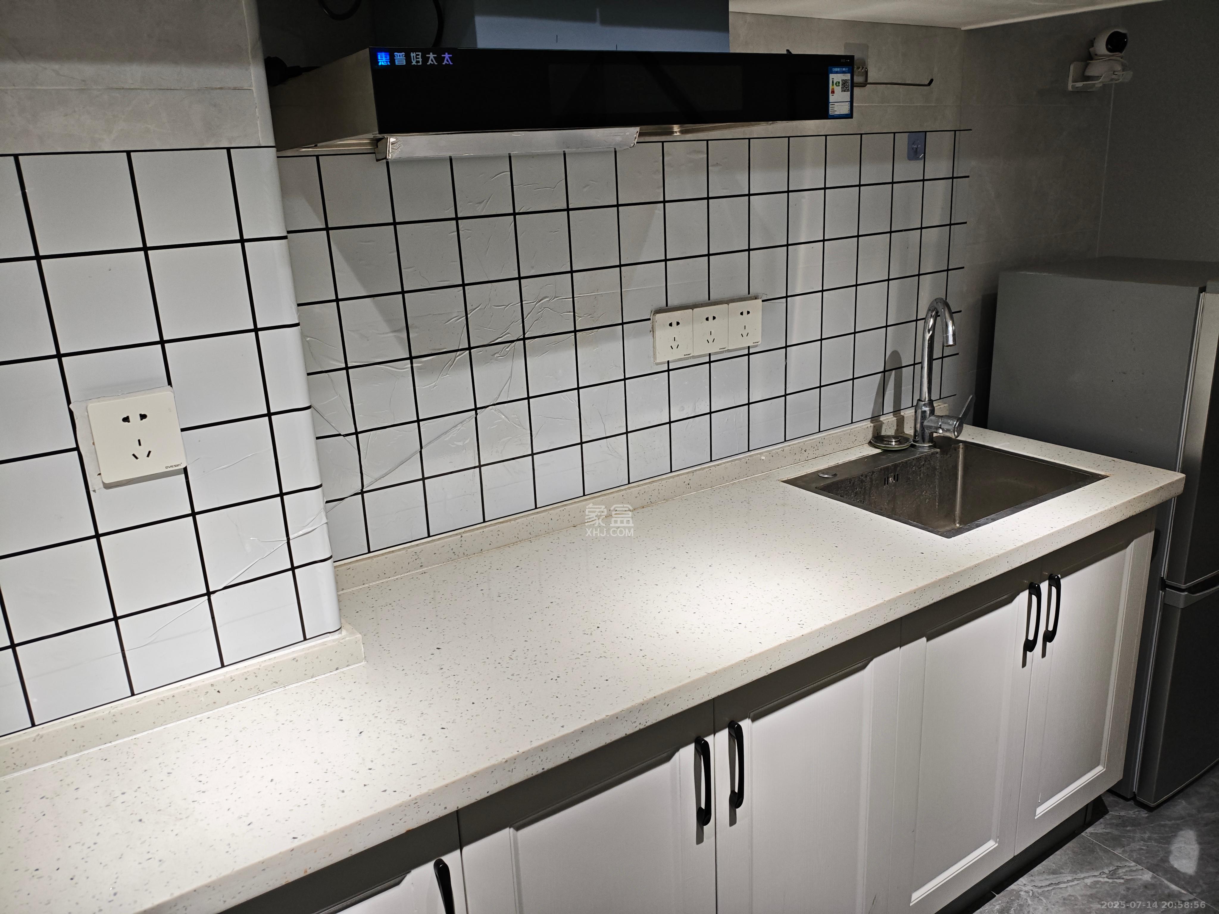 龙湖湘江星座（祺鑫星座公寓）  2室2厅1卫    2000.0元/月室内图