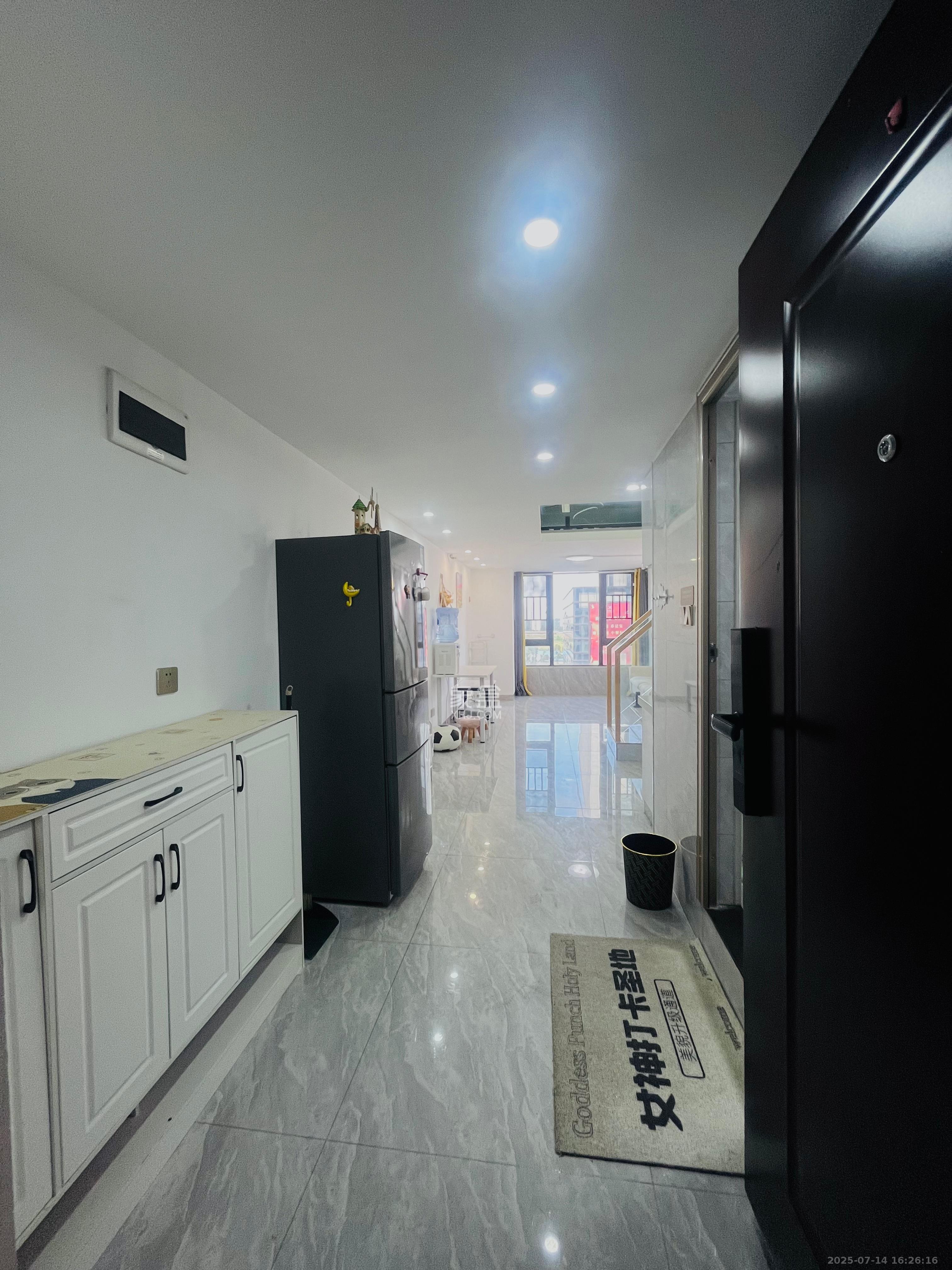 新城悦隽  2室2厅1卫    1600.0元/月 新城悦隽  2室2厅1卫    1600.0元/月