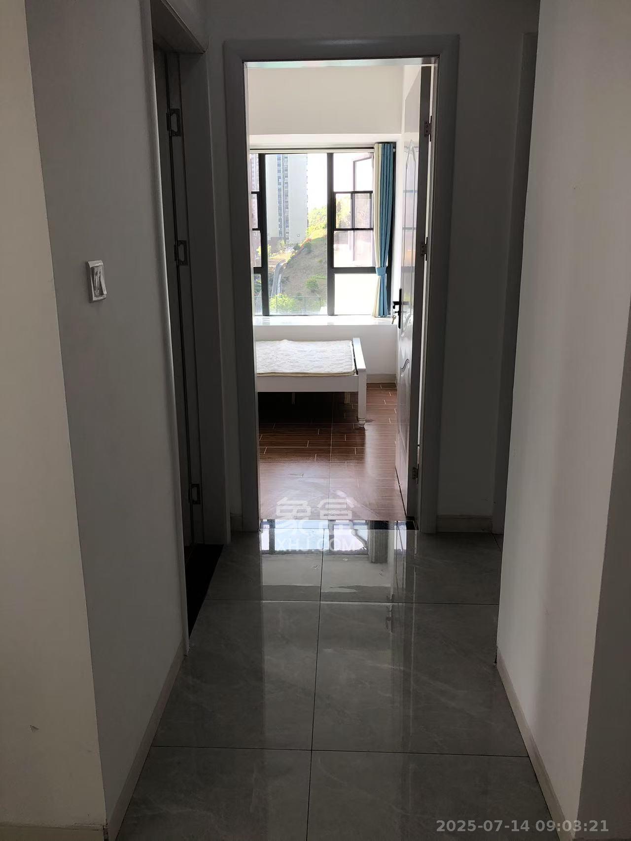 南山十里天池  3室2厅2卫    2300.0元/月 南山十里天池  3室2厅2卫    2300.0元/月室内图