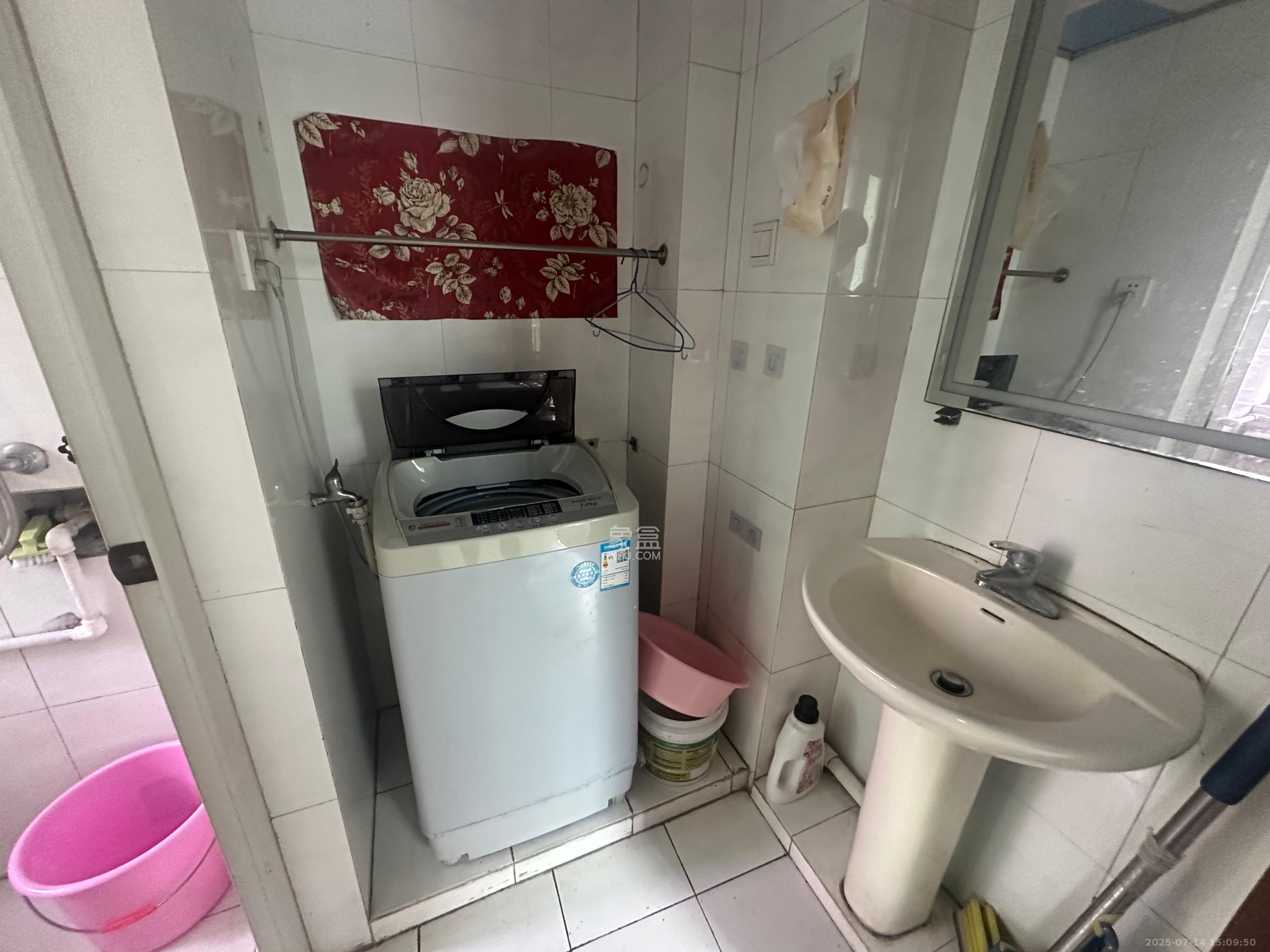 咸嘉新村嘉旺苑  2室2厅1卫   1700.00元/月室内图