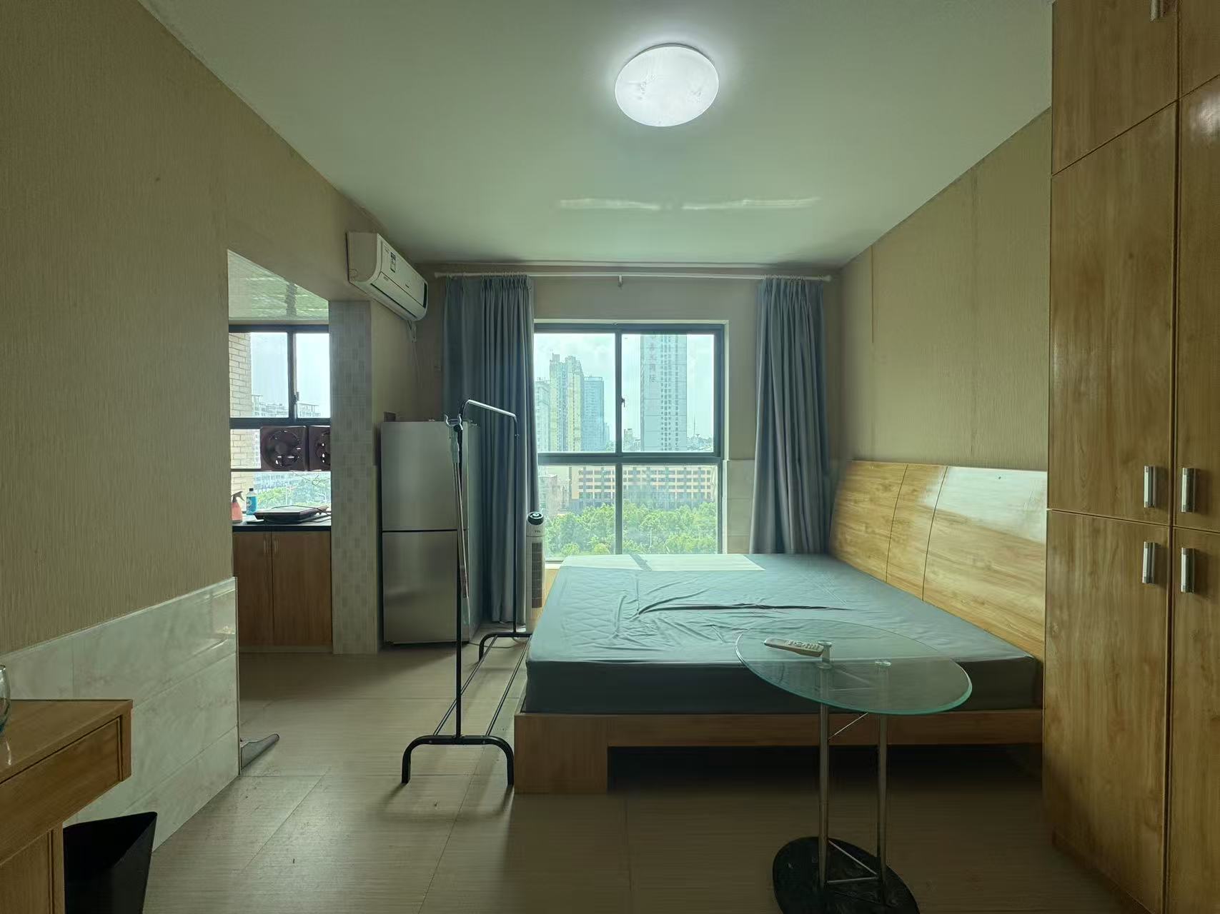 鹏利广场 1室1厅1卫 1000.0元/月 鹏利广场 1室1厅1卫 1000.0元/月室内图