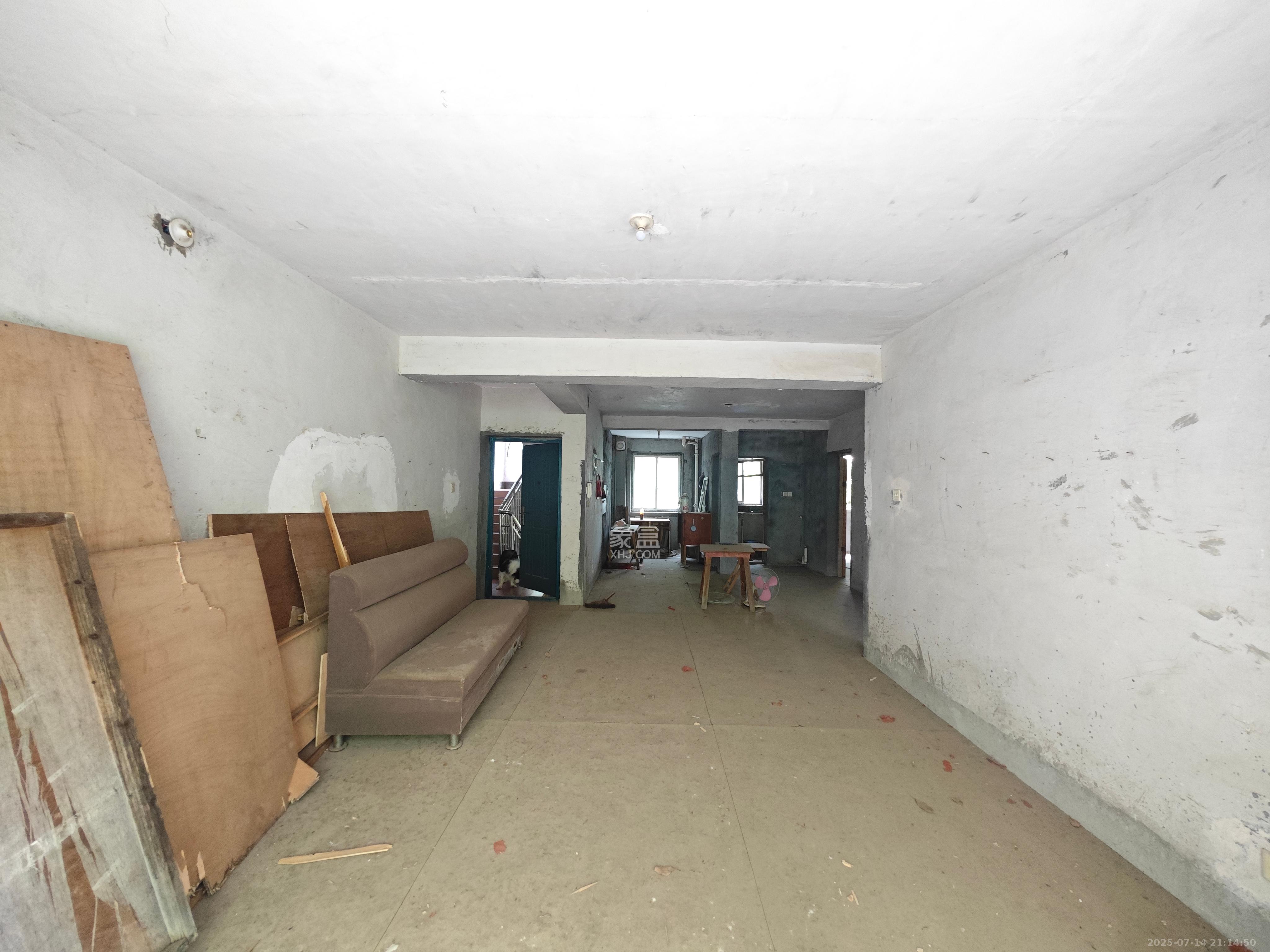 鄱阳小区  3室2厅1卫   52.00万室内图1