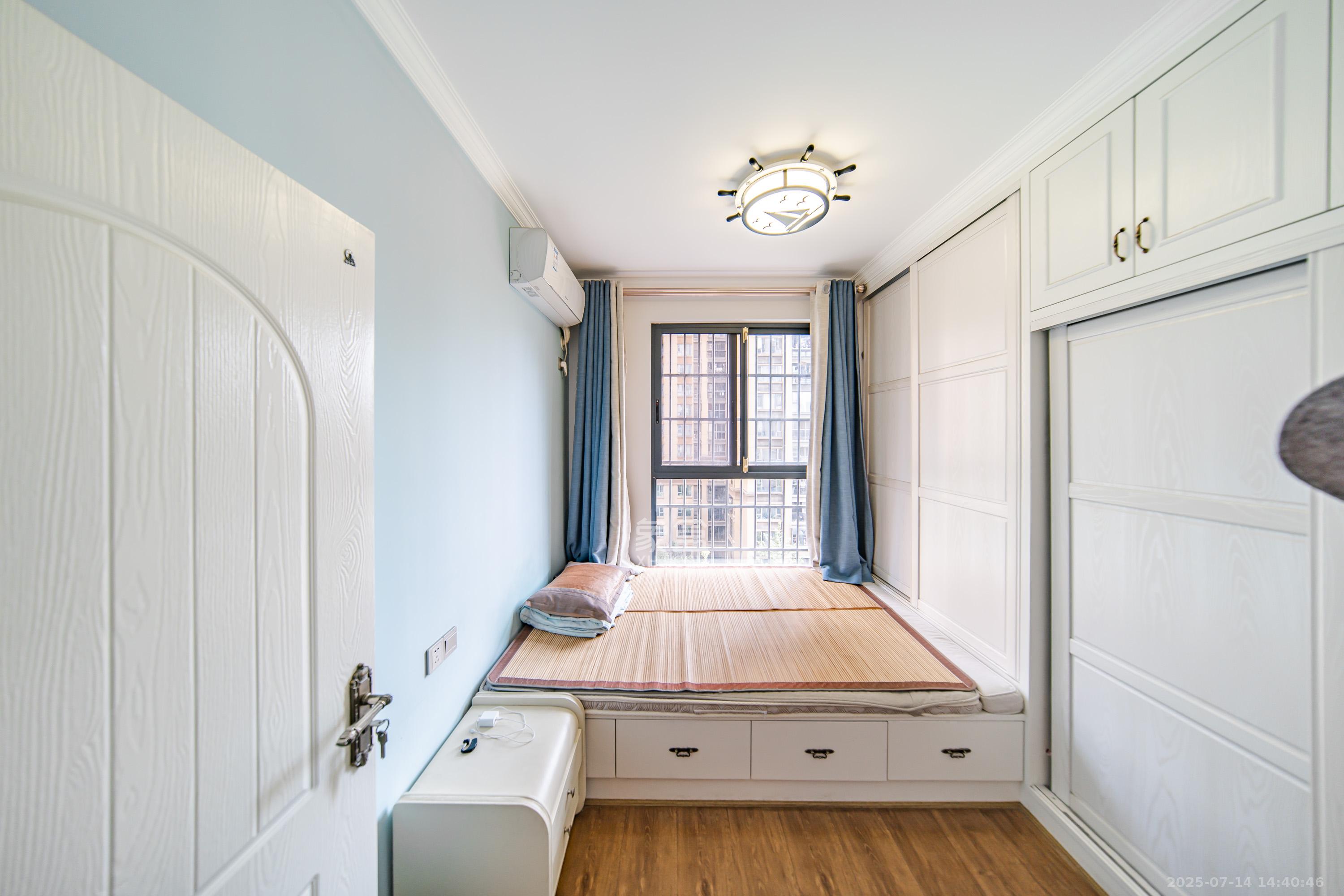 潇湘奥林匹克花园 3室2厅2卫 95.0万 潇湘奥林匹克花园 3室2厅2卫 95.0万卧室