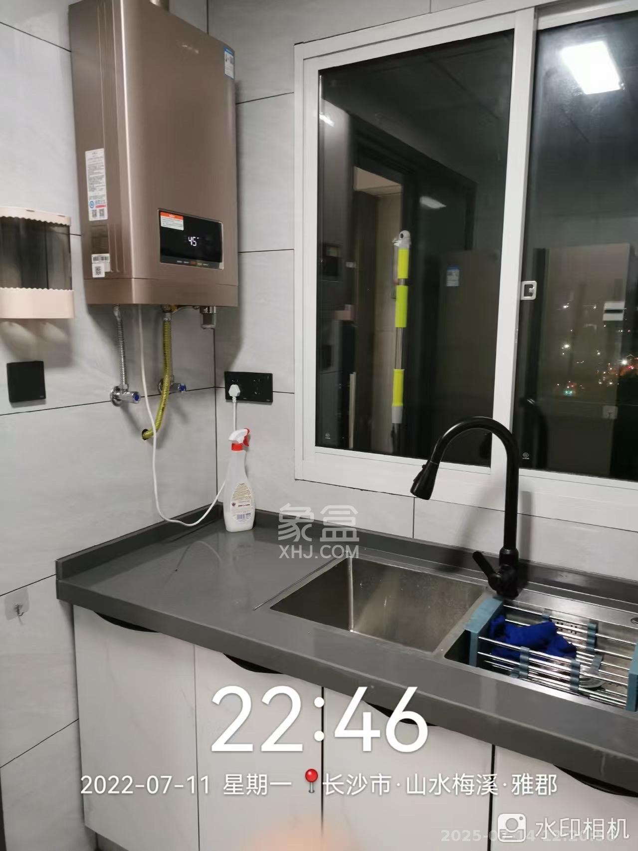 山水梅溪雅郡  3室2厅1卫   2900.00元/月室内图
