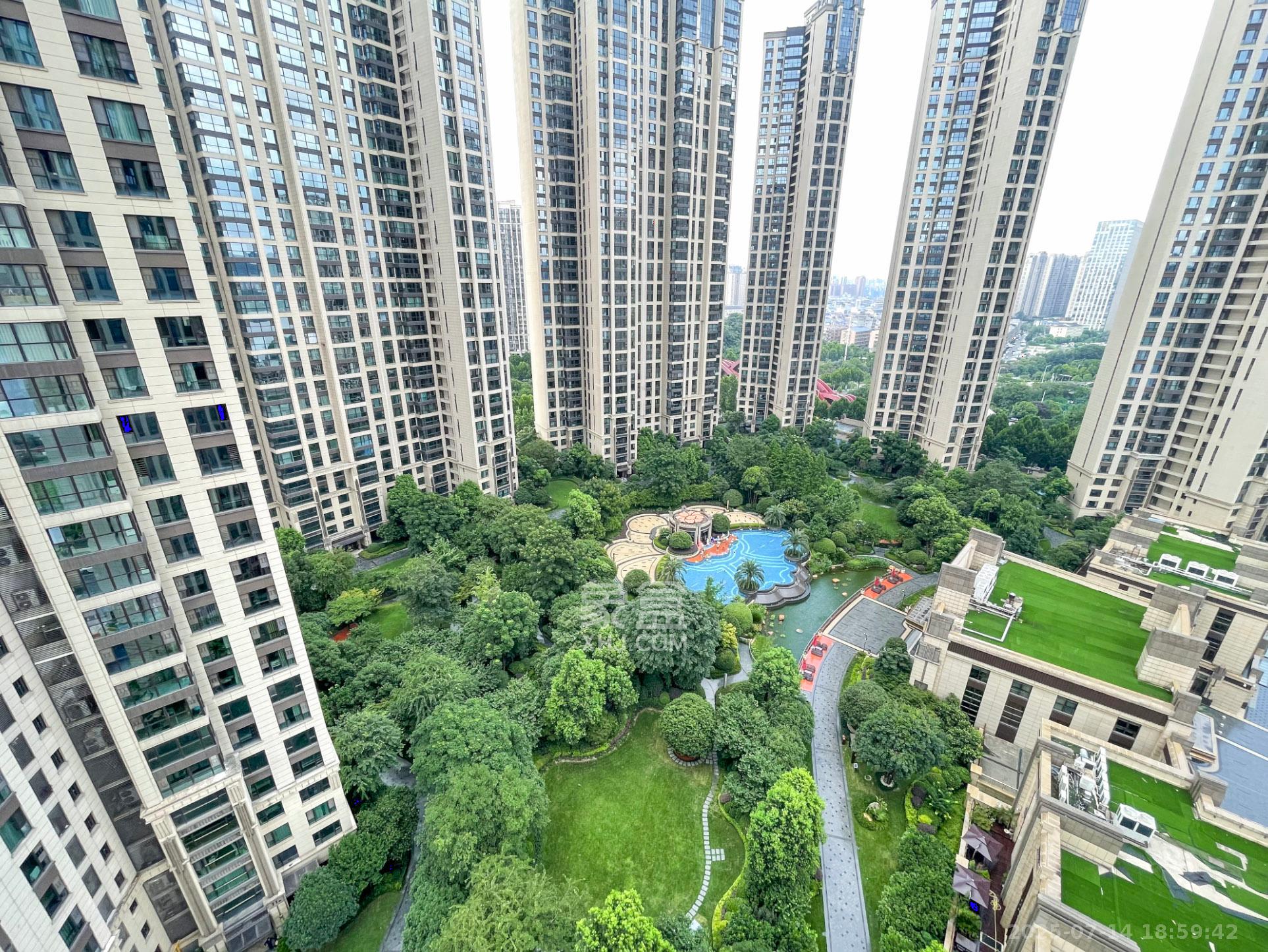 晟通牡丹舸 3室2厅1卫 288.0万 晟通牡丹舸 3室2厅1卫 288.0万阳台